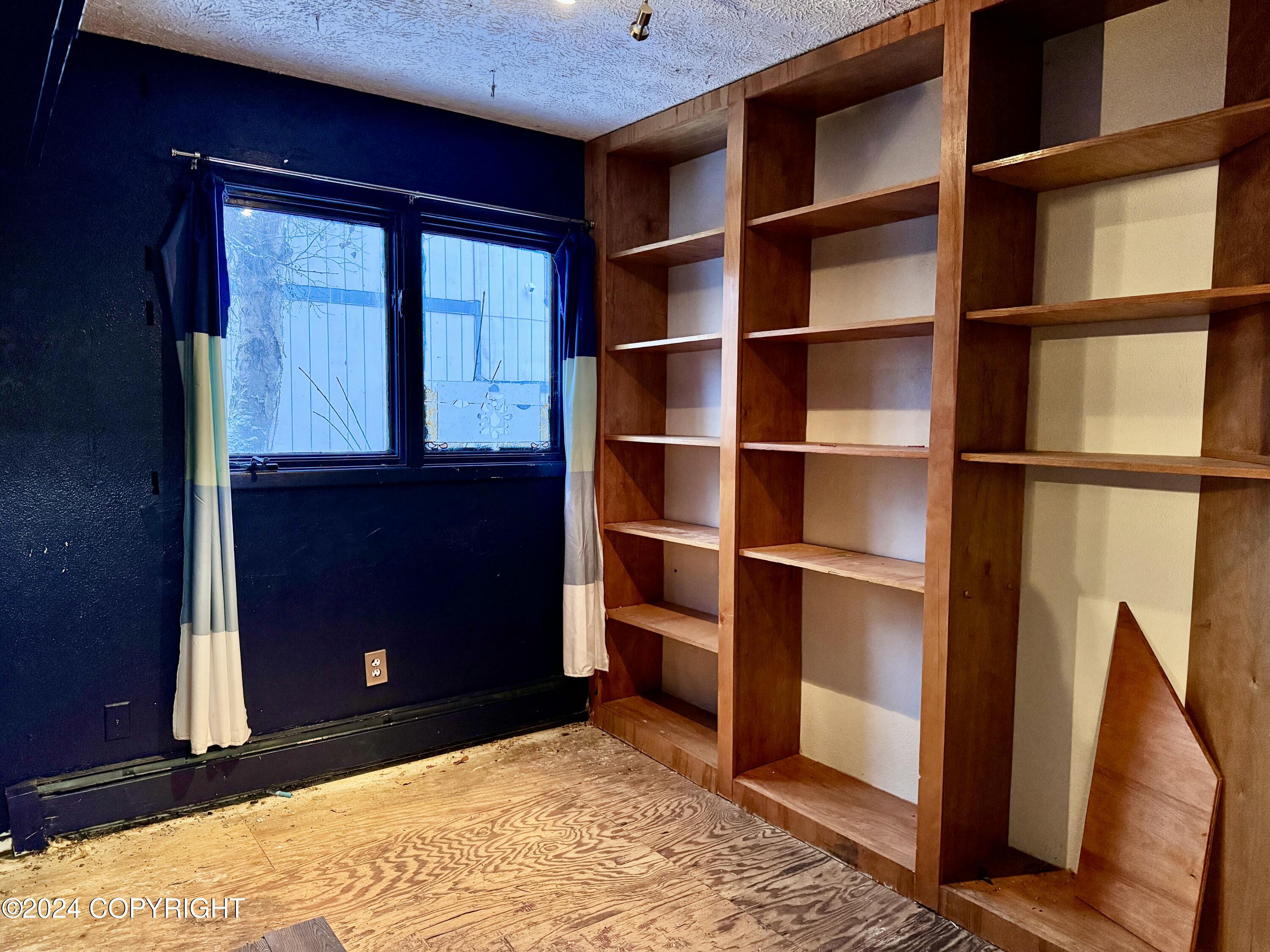 3950 Westland Avenue