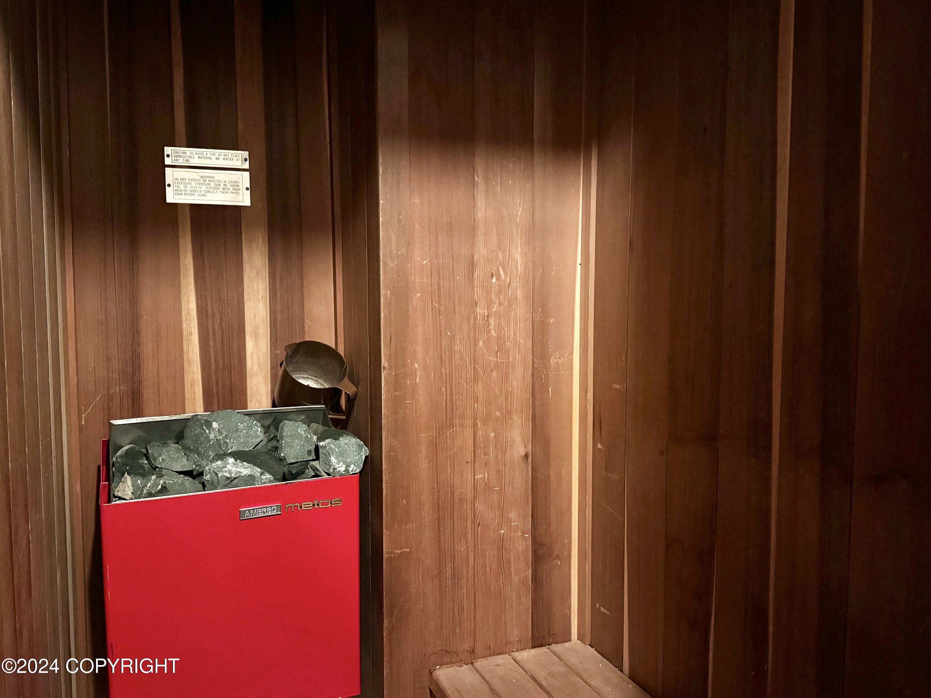 3950 Westland Avenue