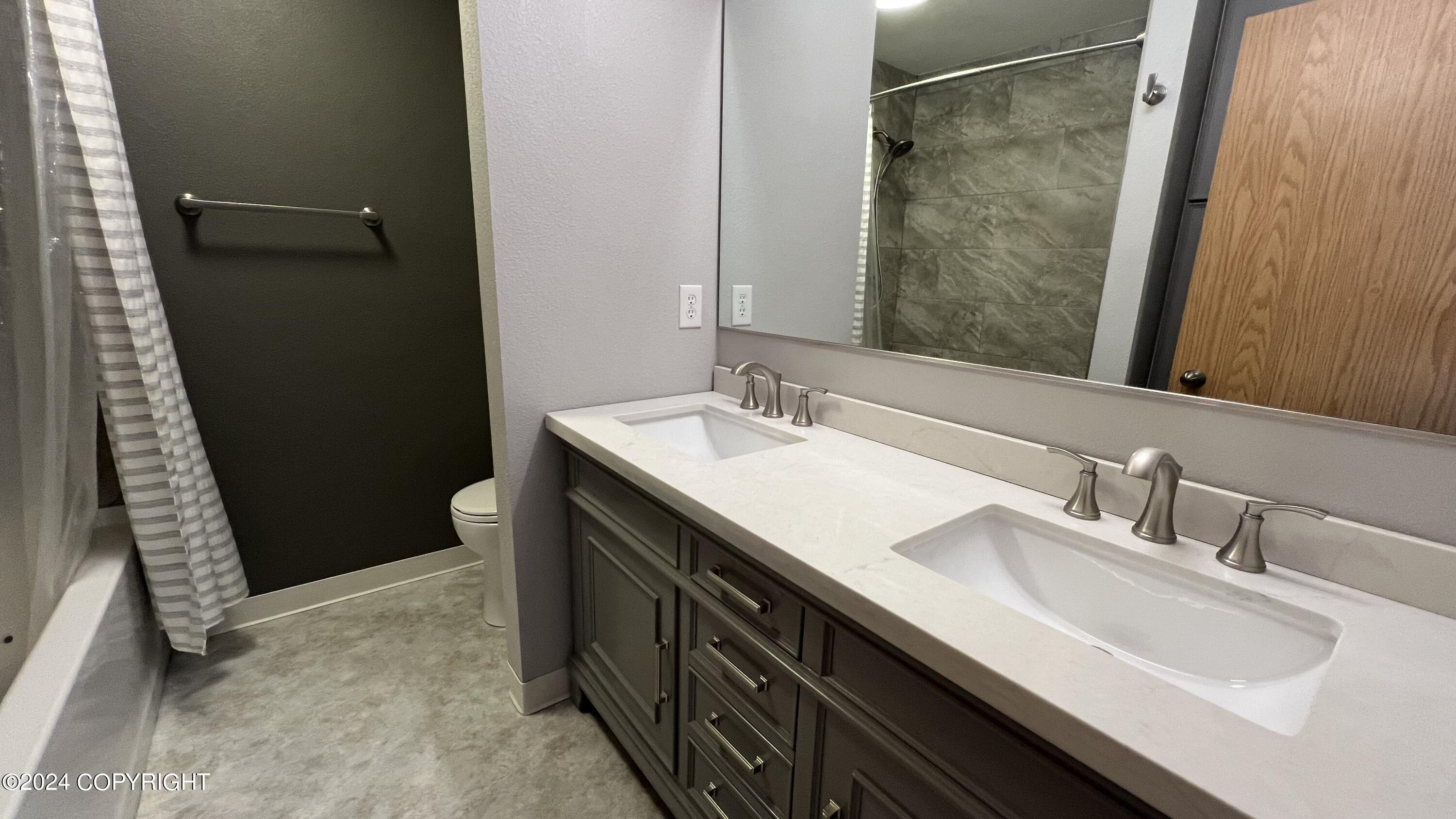 661 King Arthur Circle