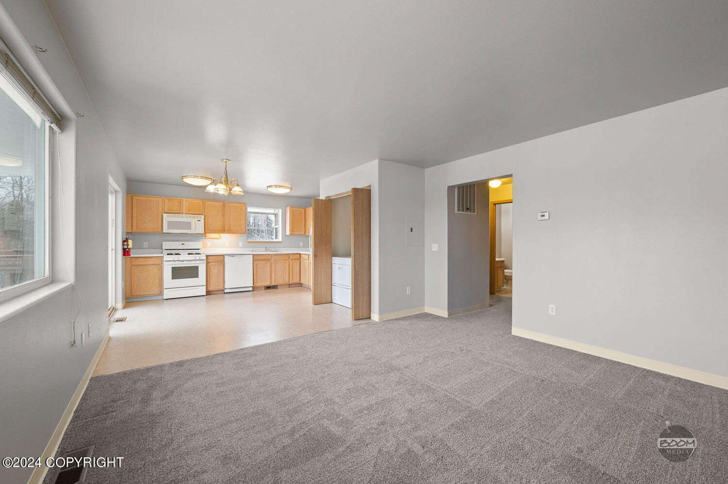 225 E Stonehaven Circle