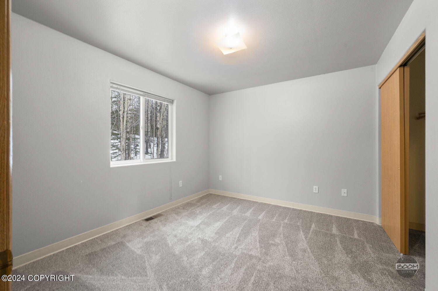 225 E Stonehaven Circle