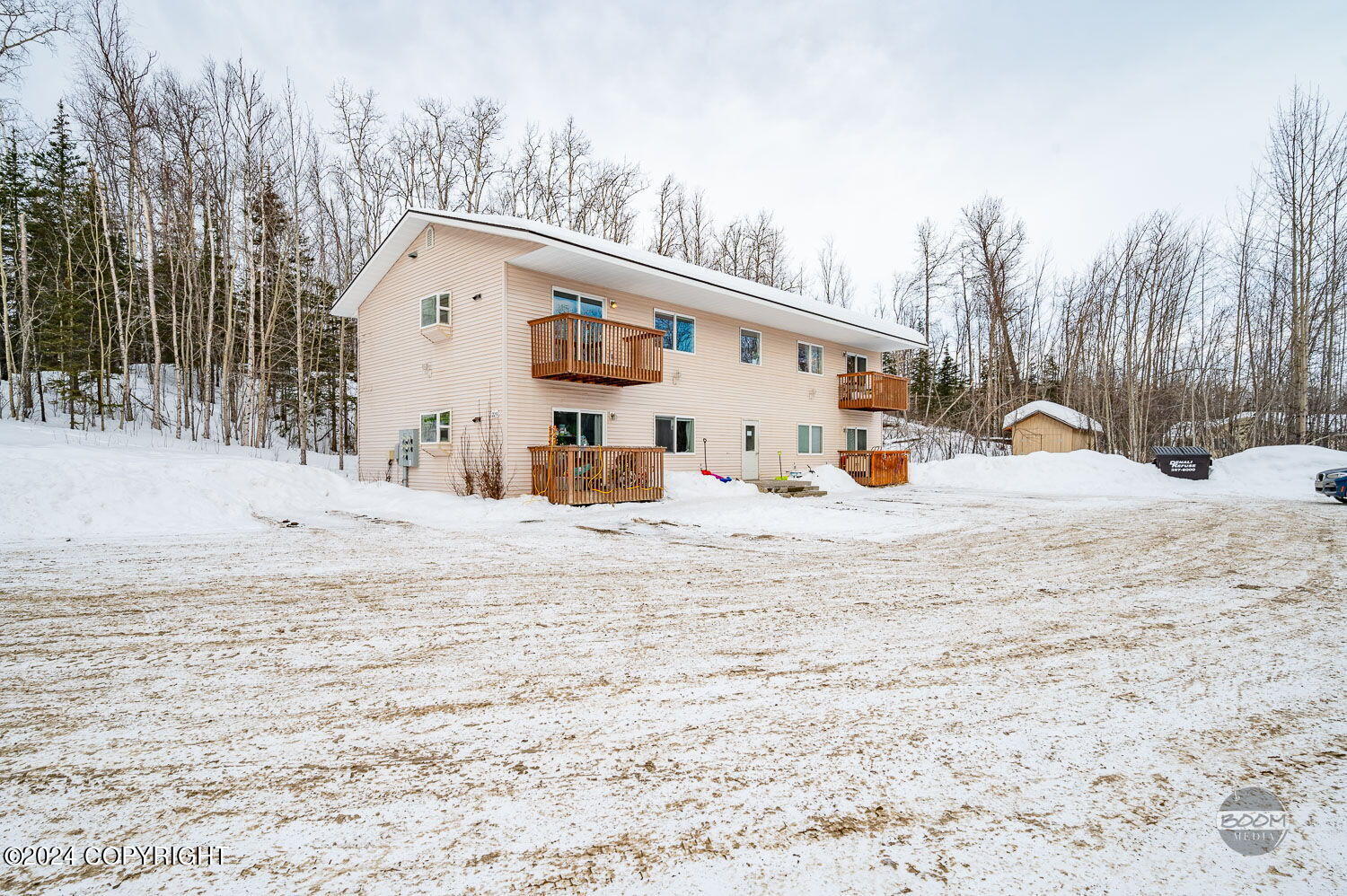 225 E Stonehaven Circle