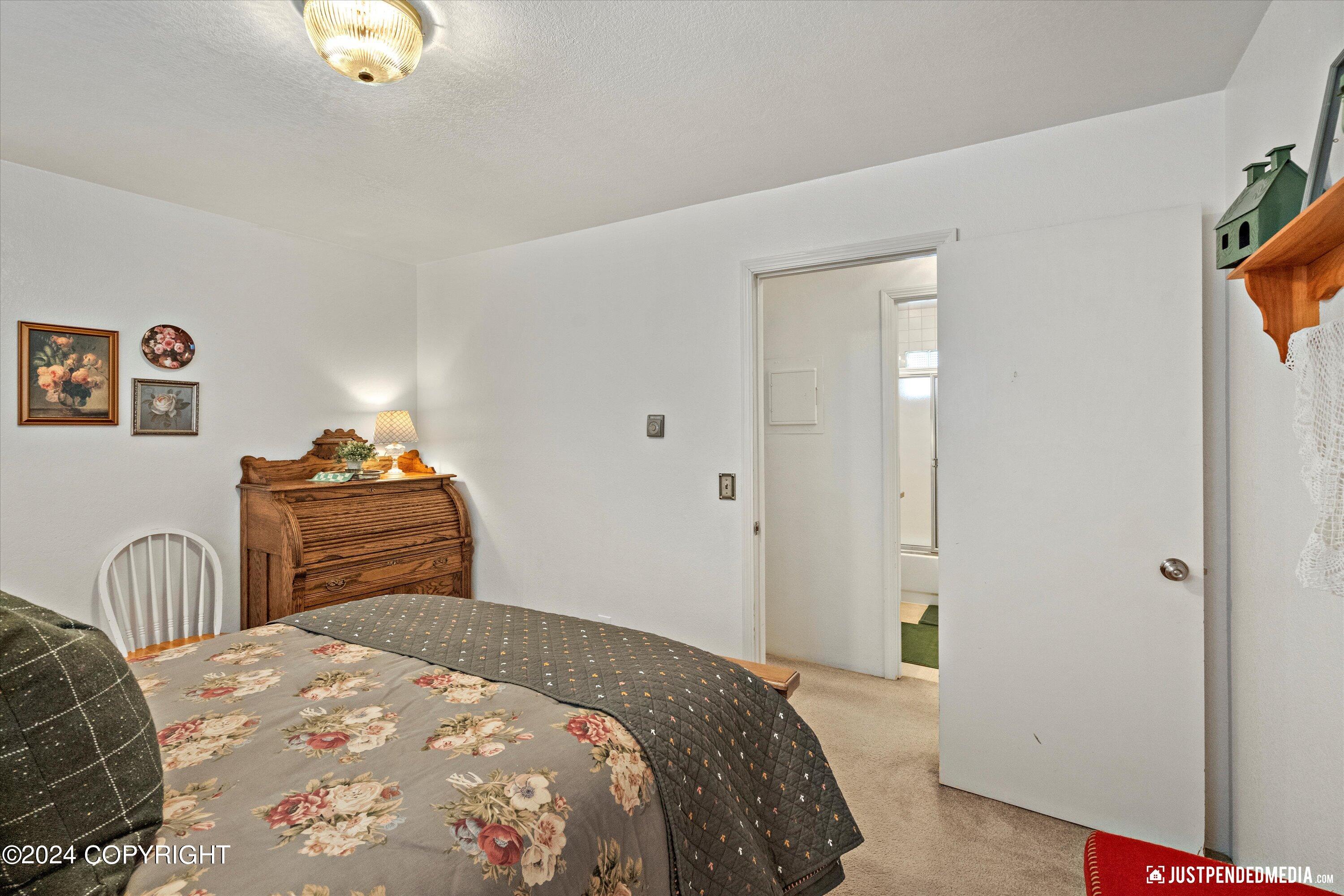 2798 Valleywood Drive