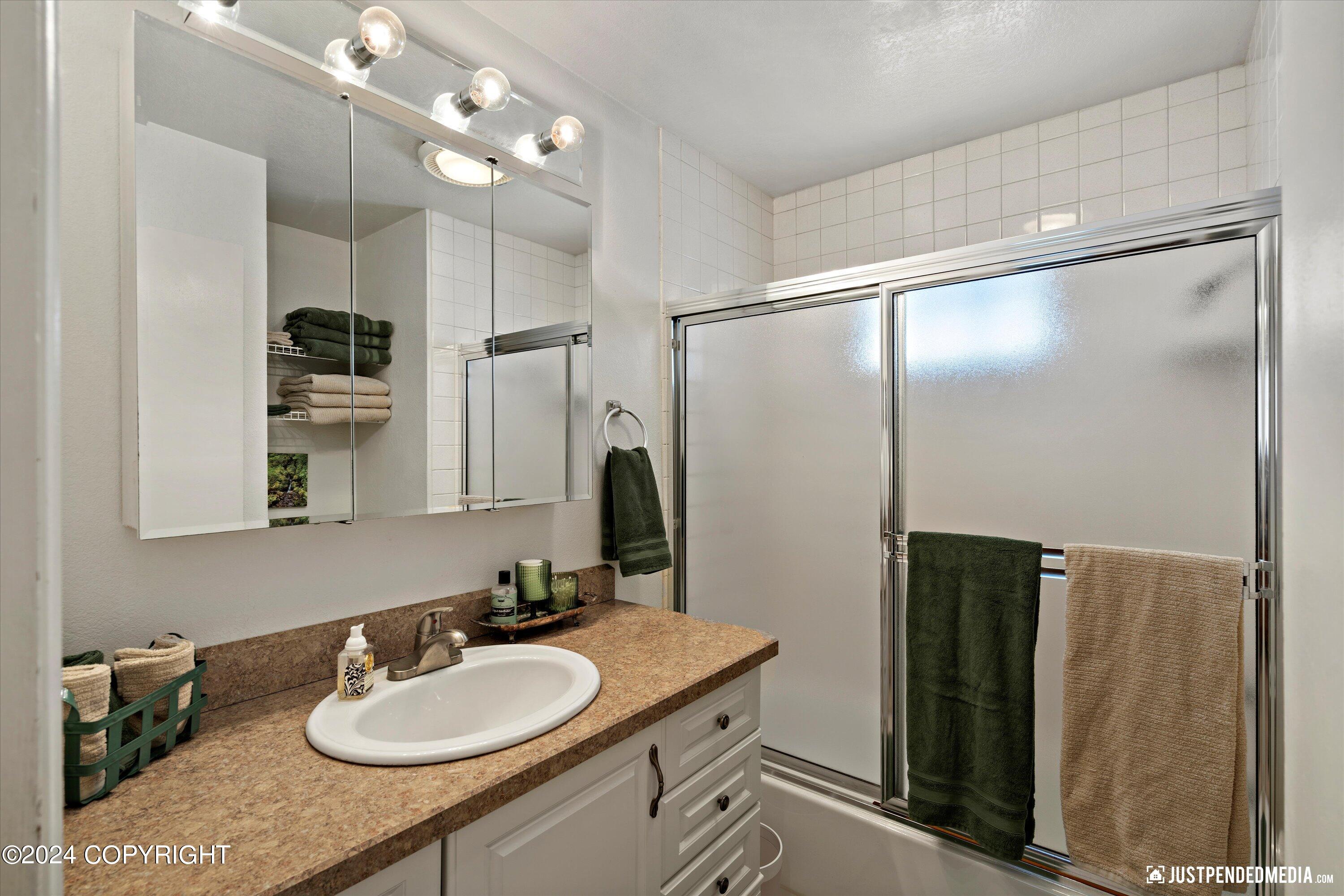 2798 Valleywood Drive