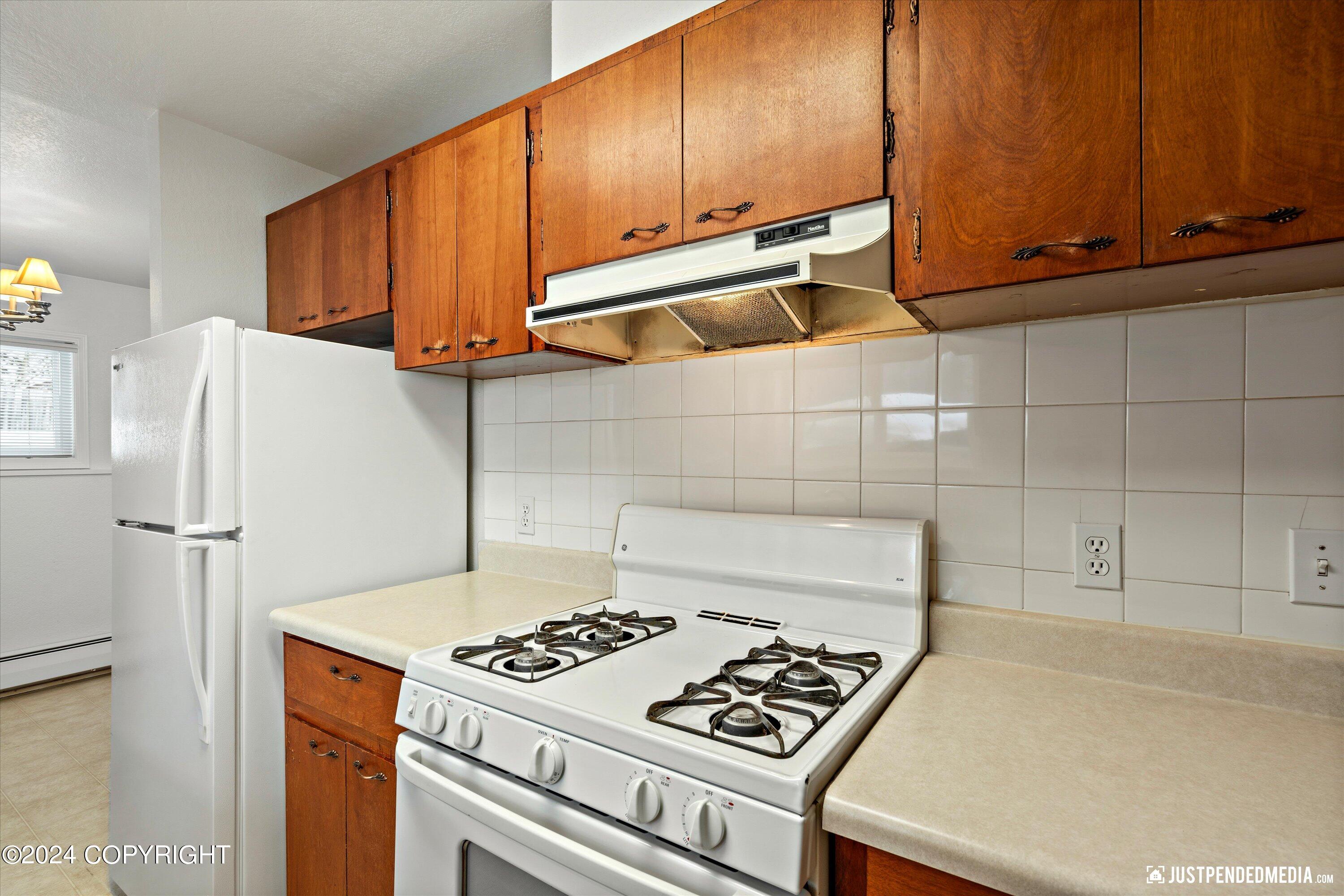 2798 Valleywood Drive