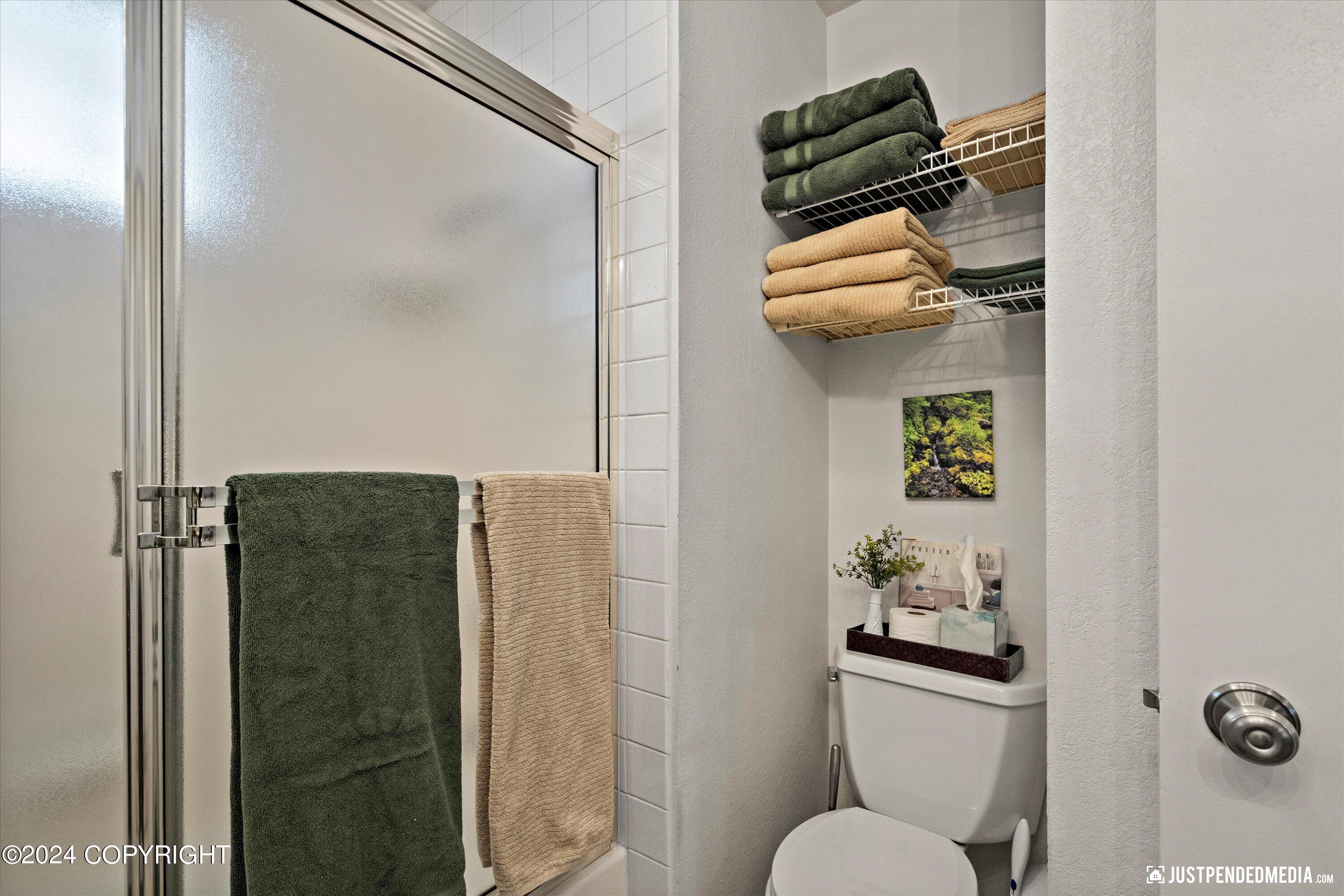 2798 Valleywood Drive