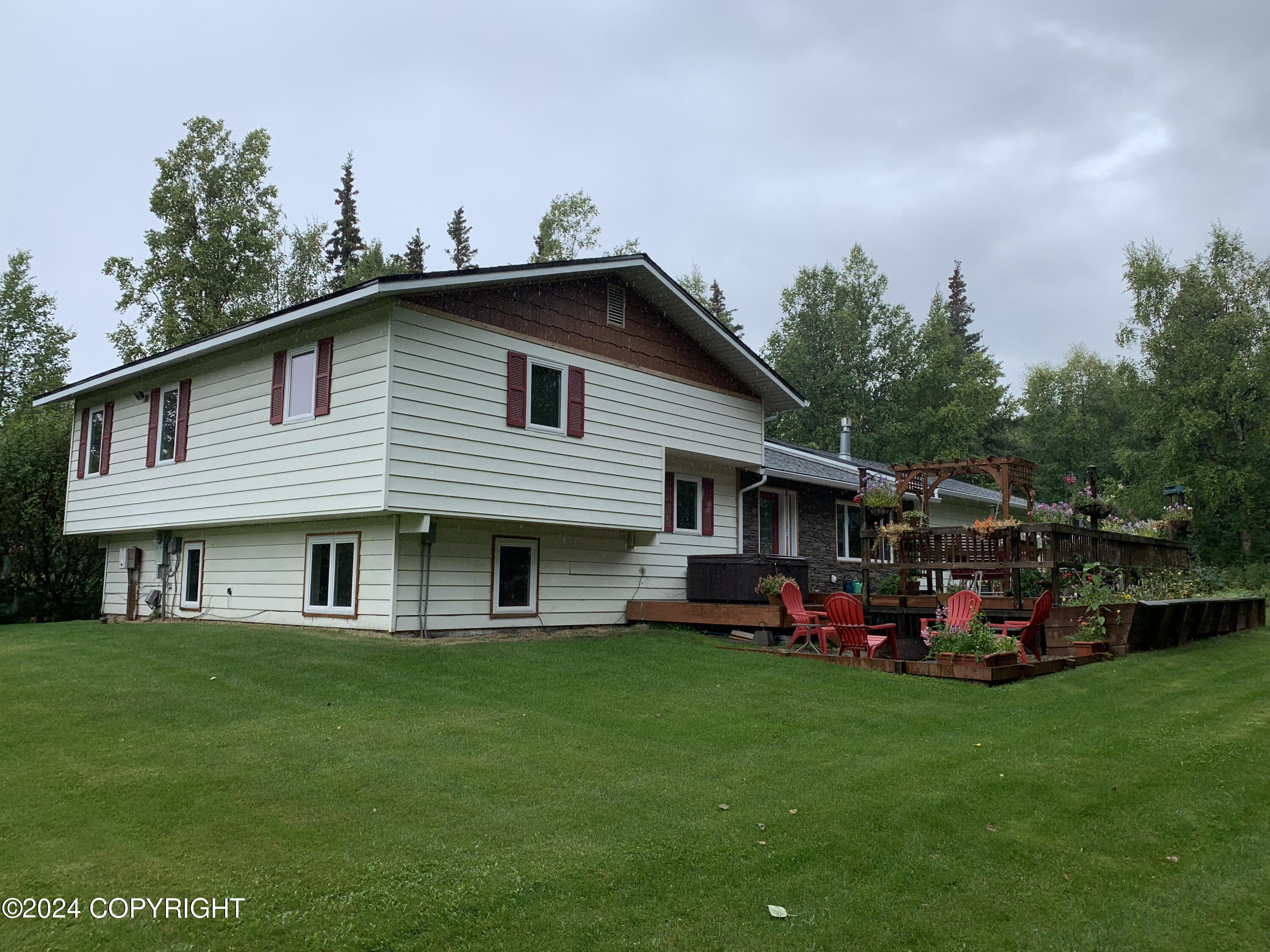 15280 Evergreen Ridge Street