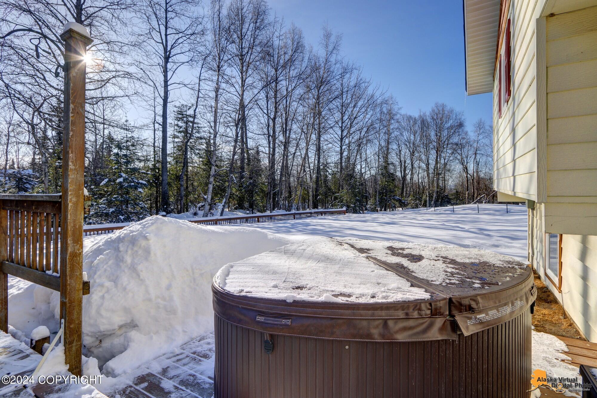 15280 Evergreen Ridge Street