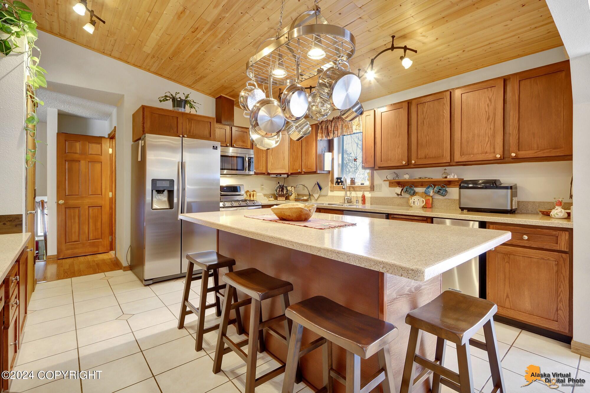 15280 Evergreen Ridge Street