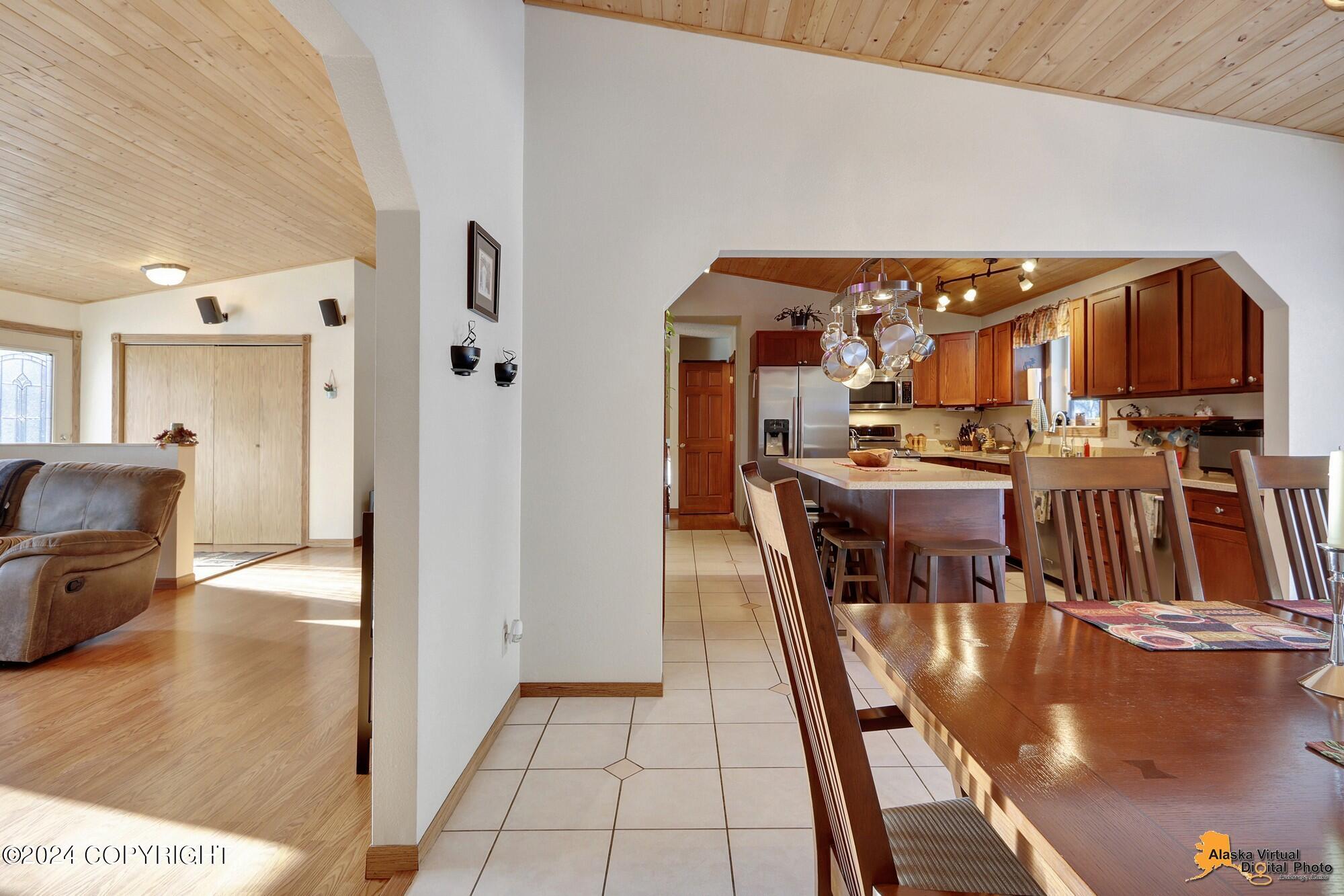 15280 Evergreen Ridge Street