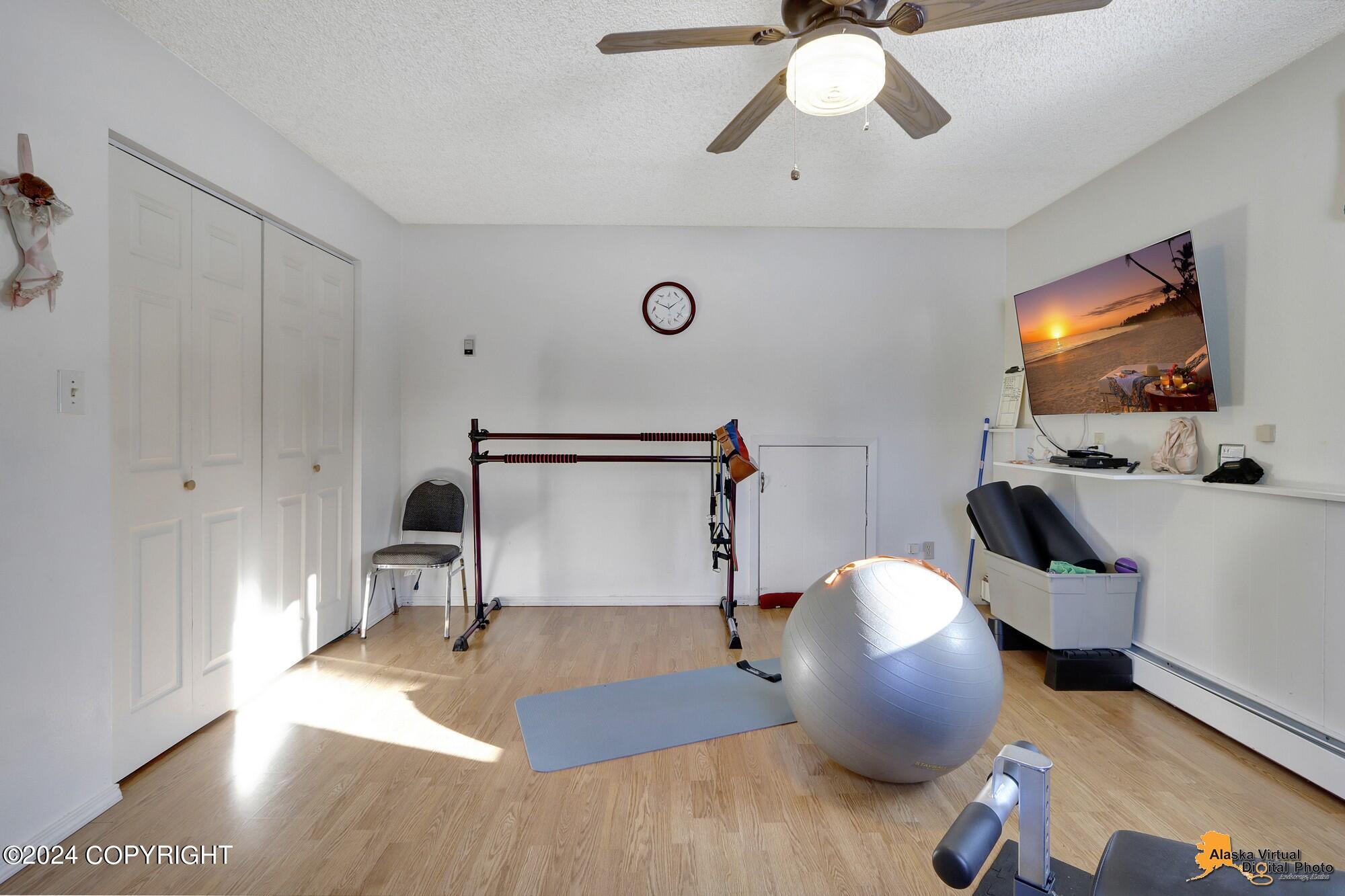 15280 Evergreen Ridge Street