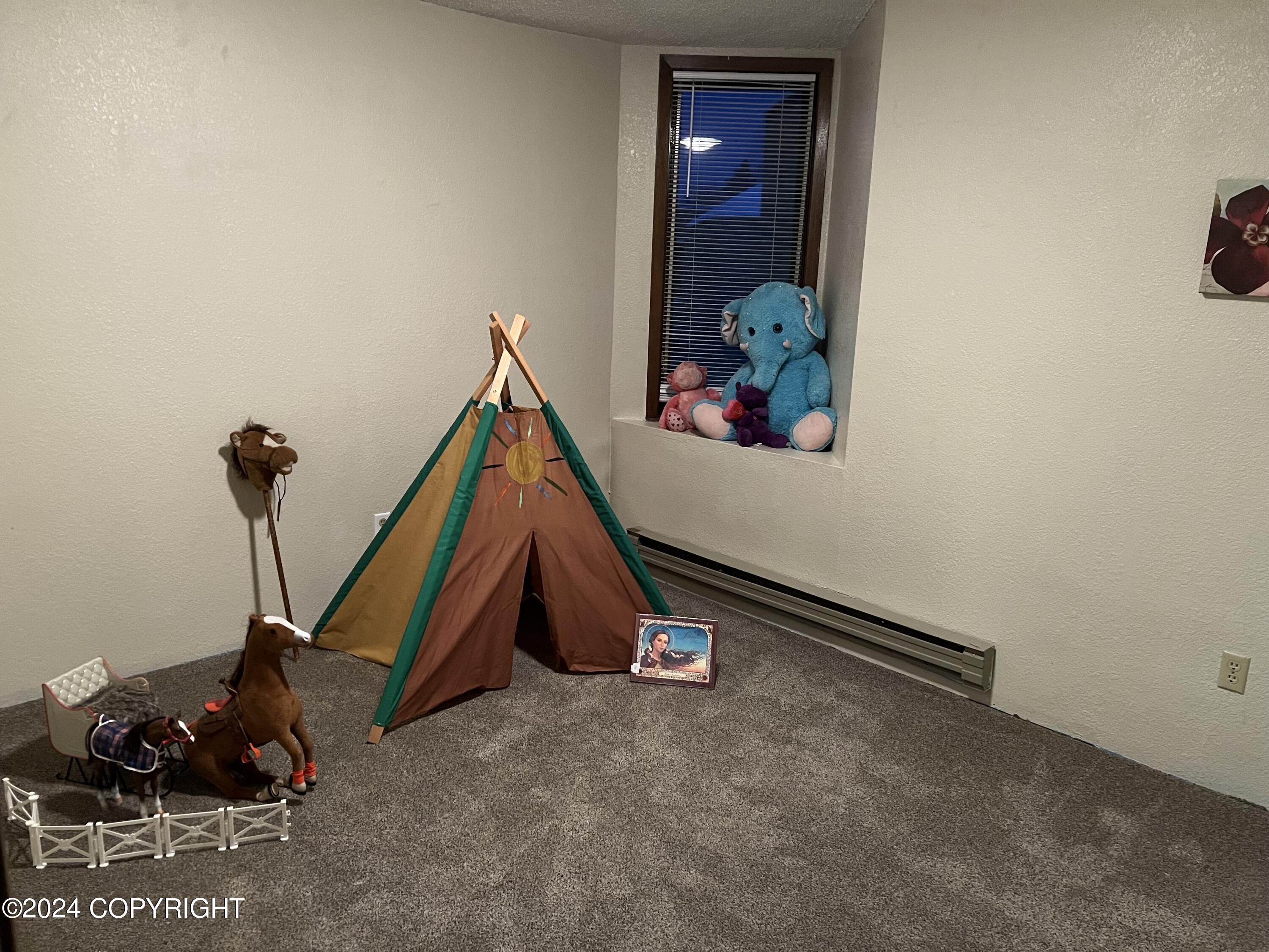 606 Copperbush Court # 606