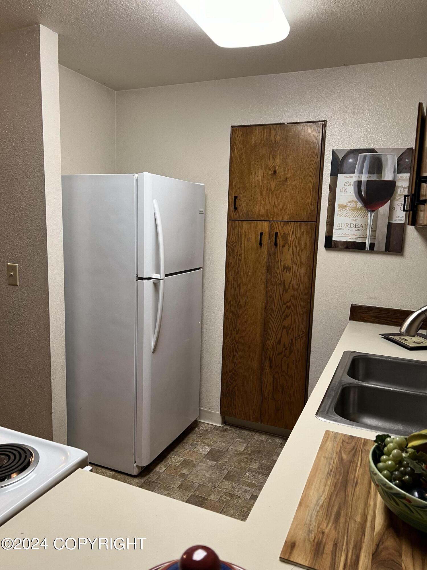 606 Copperbush Court # 606