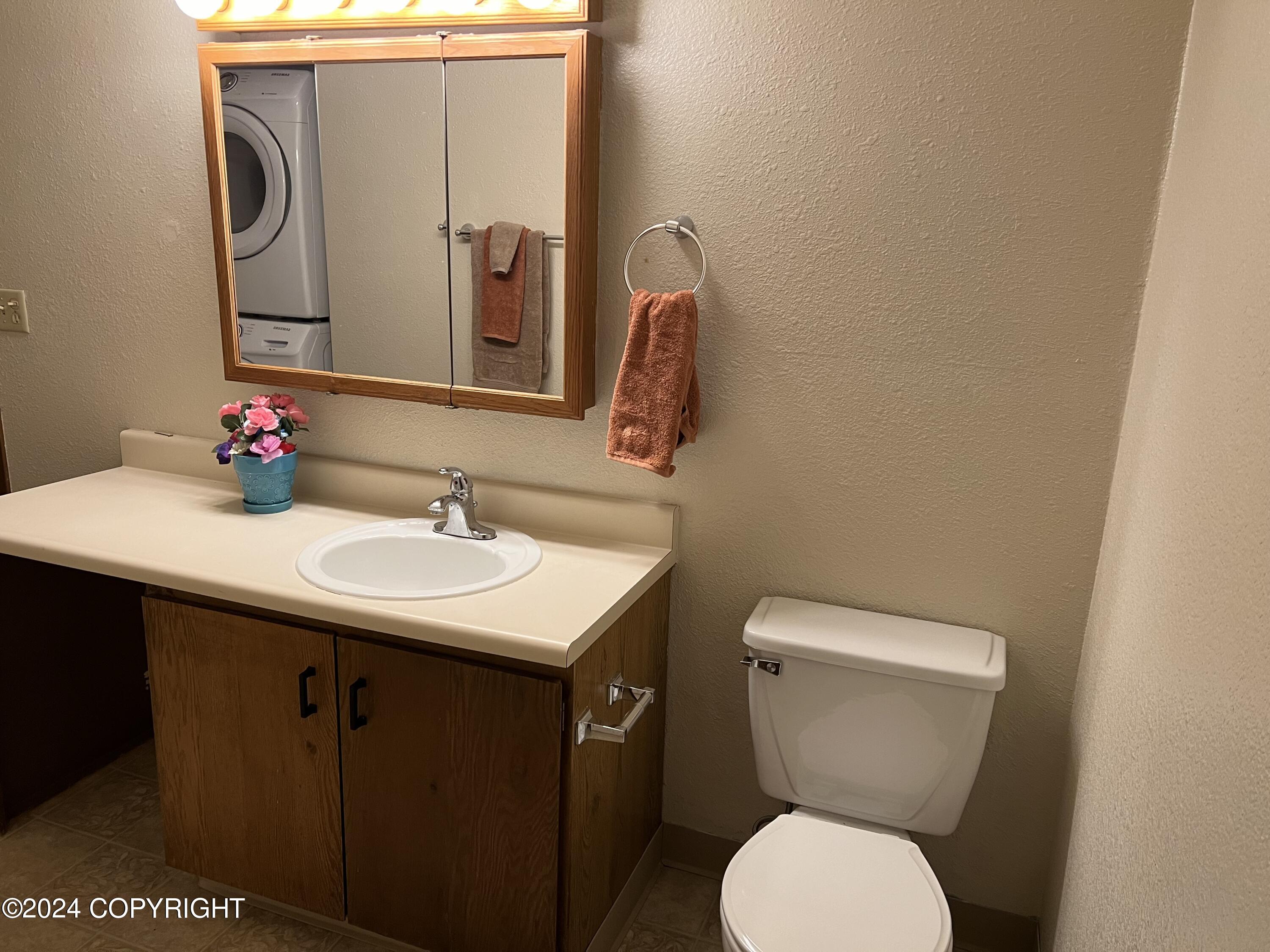 606 Copperbush Court # 606