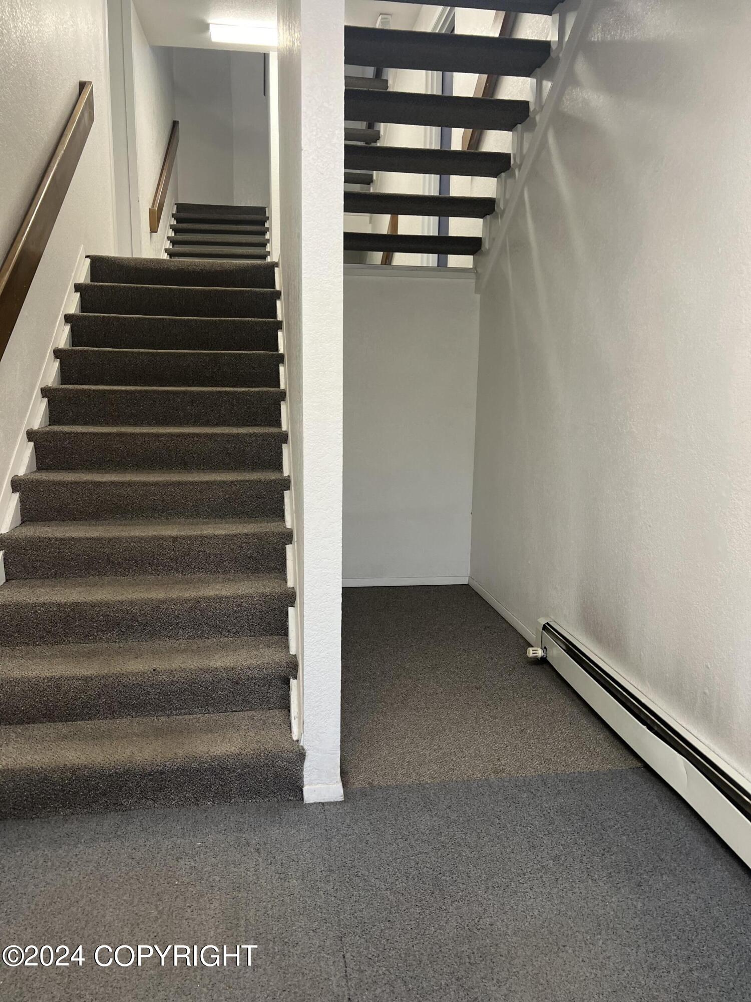 606 Copperbush Court # 606