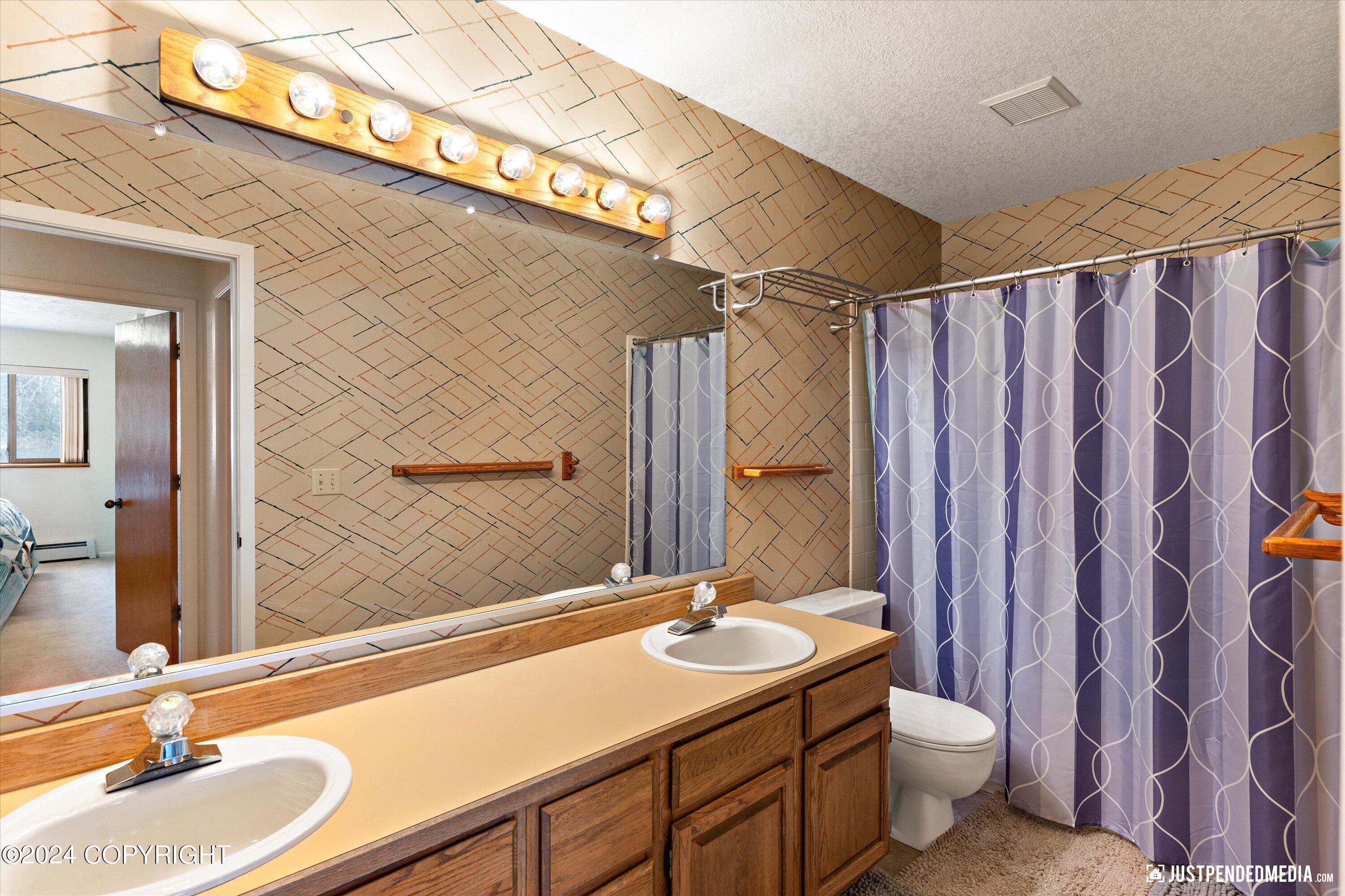 13210 Old Seward Highway # 11