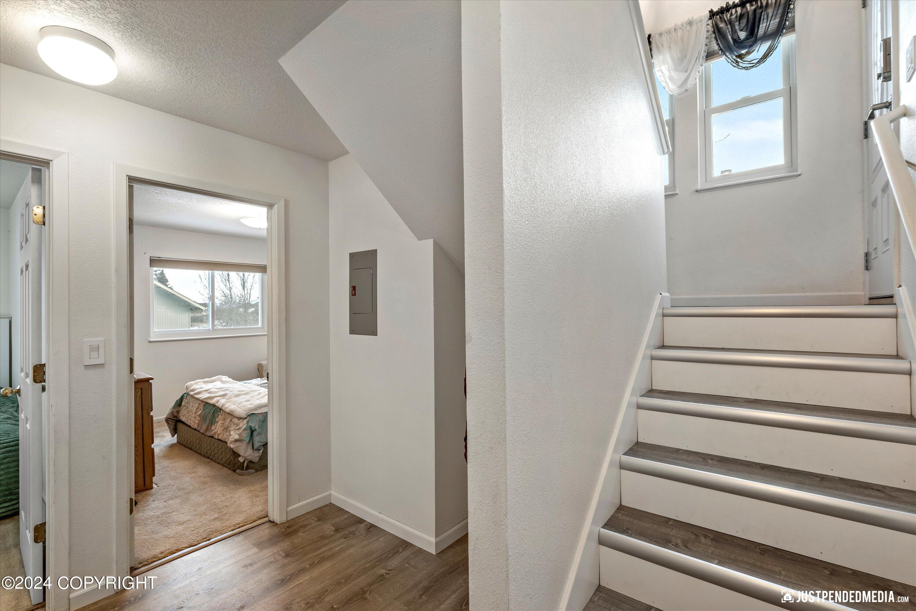 8960 Joy Circle