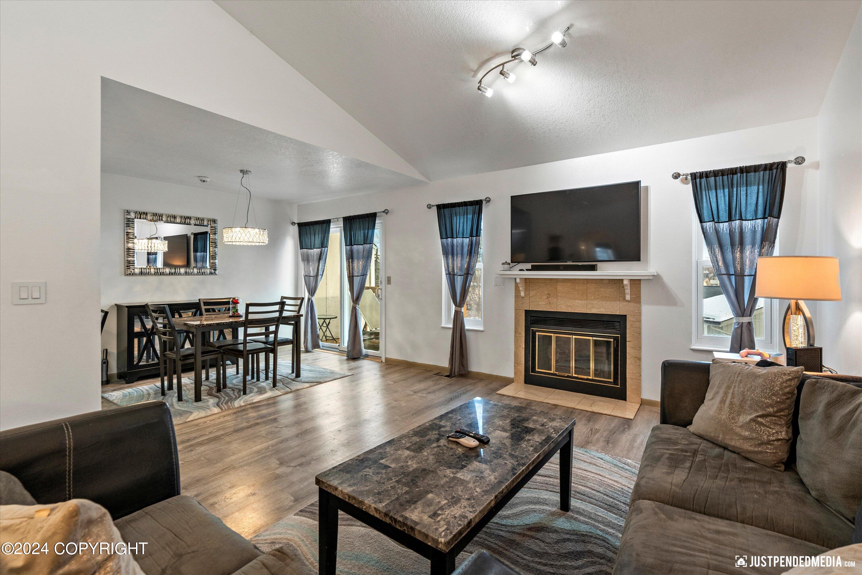 8960 Joy Circle