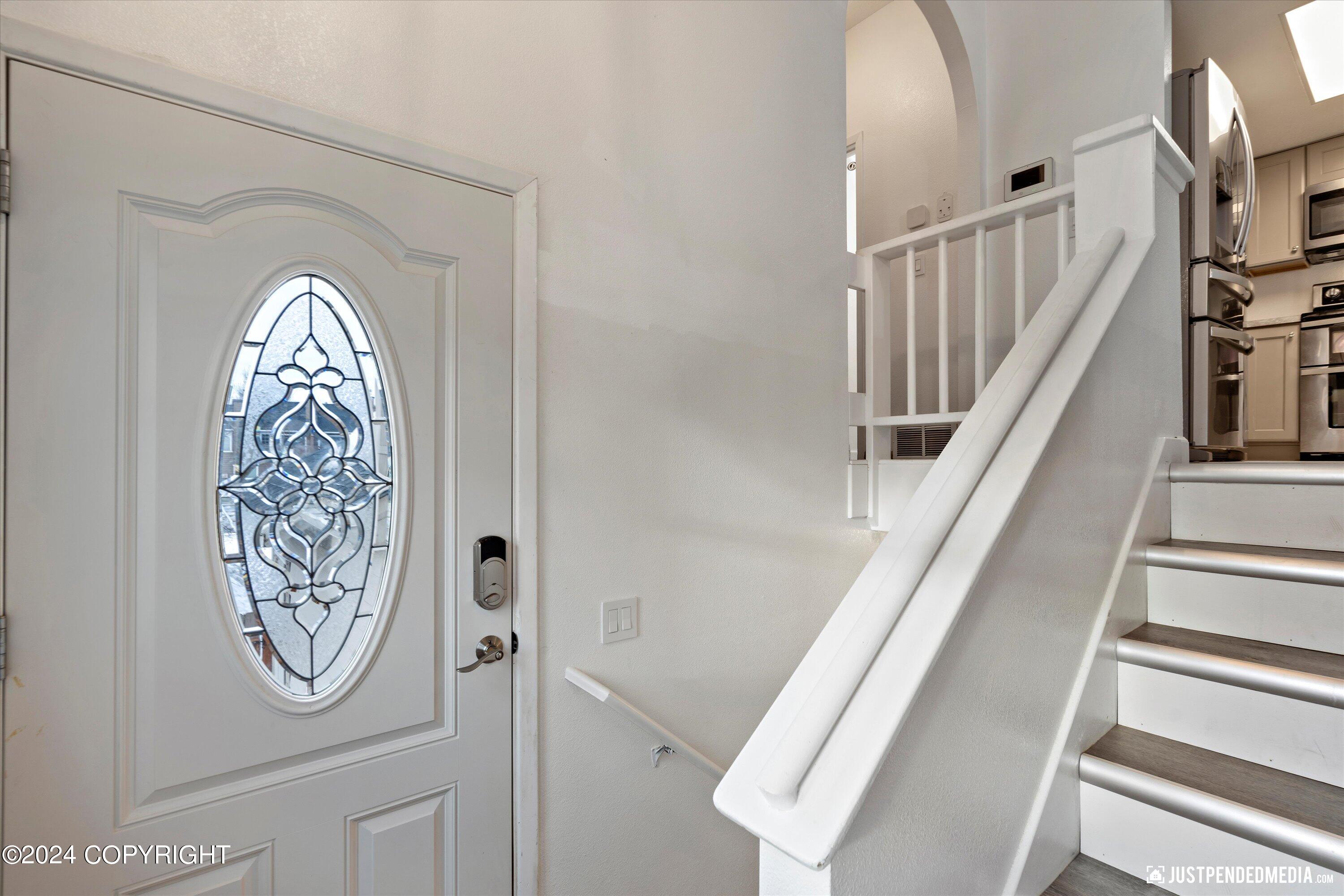 8960 Joy Circle