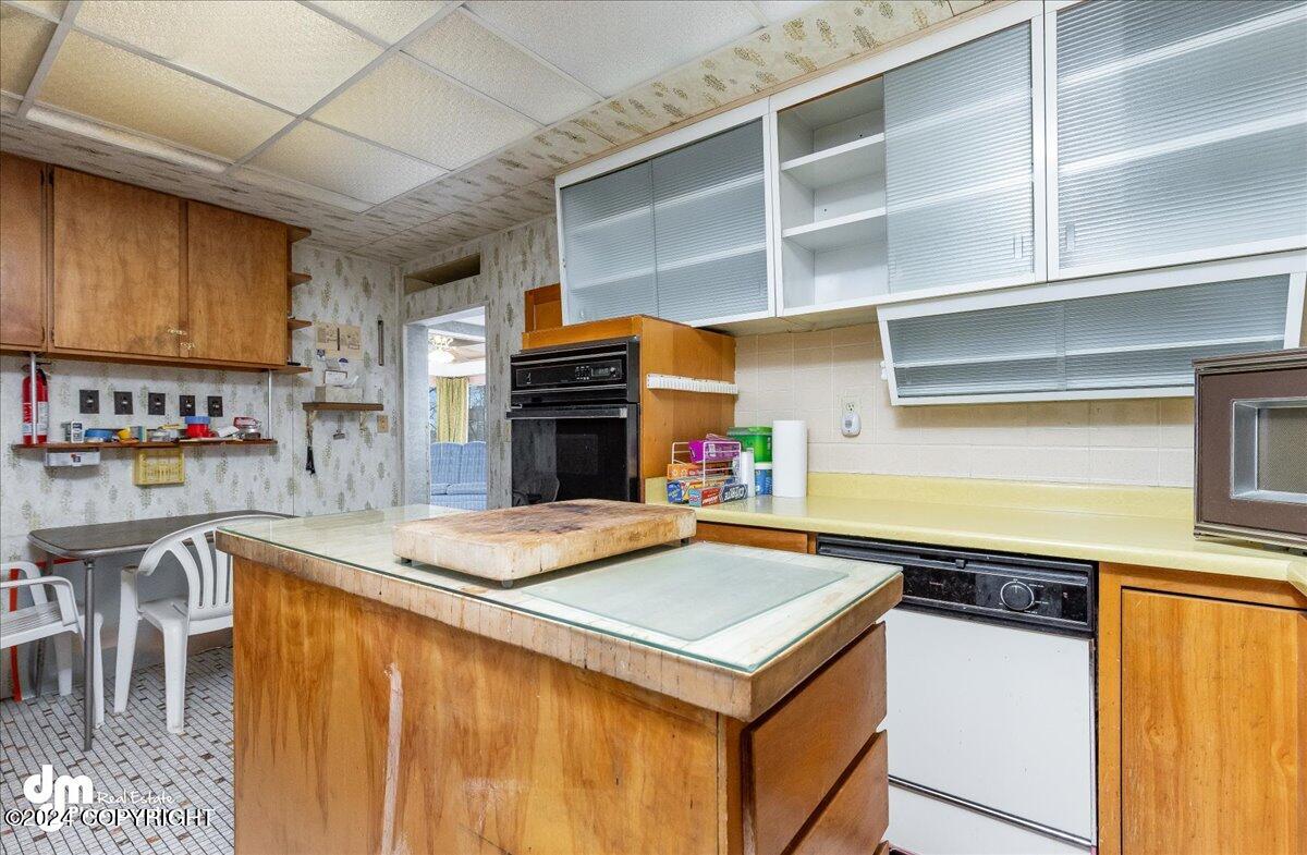 323 W Harvard Avenue