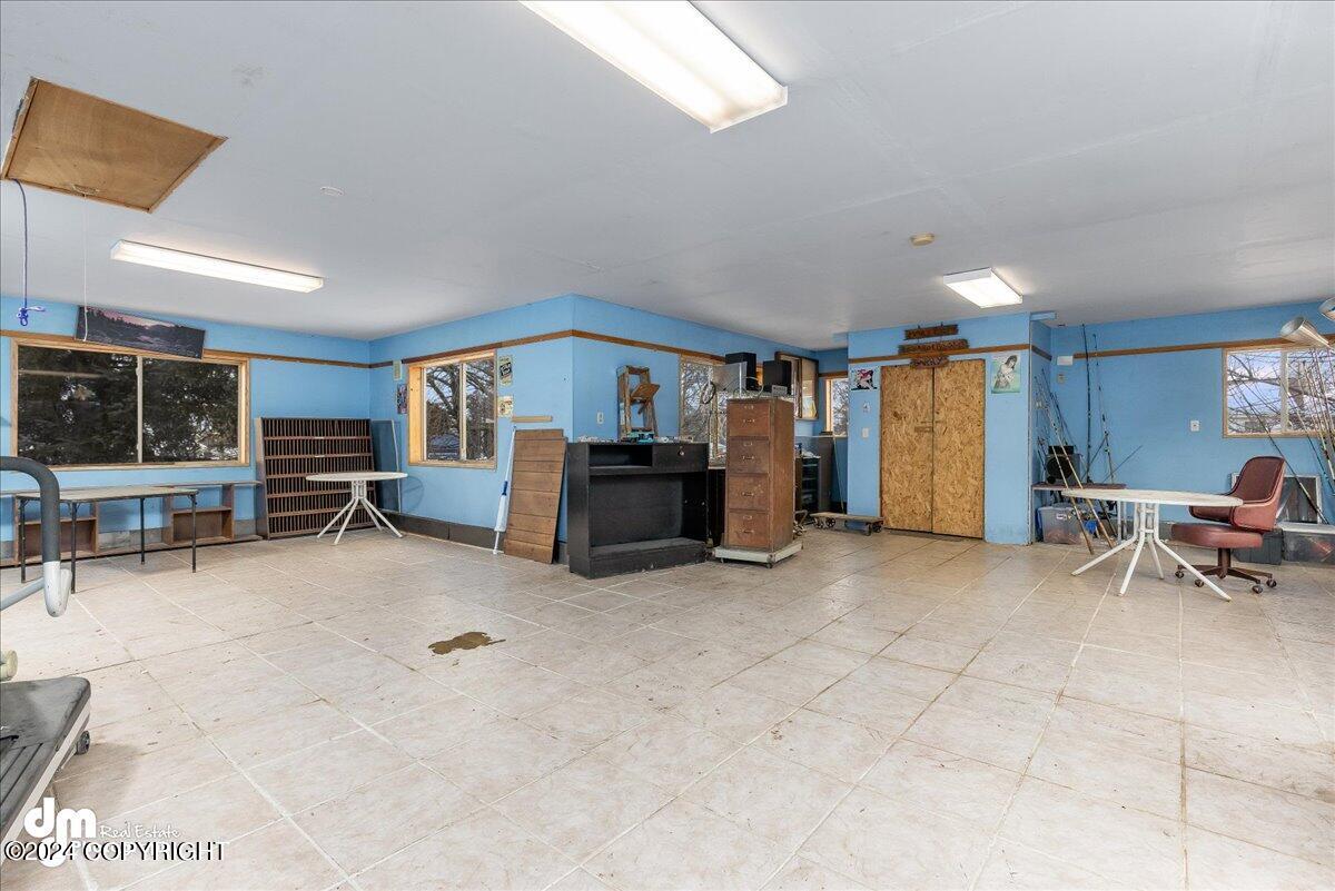 323 W Harvard Avenue