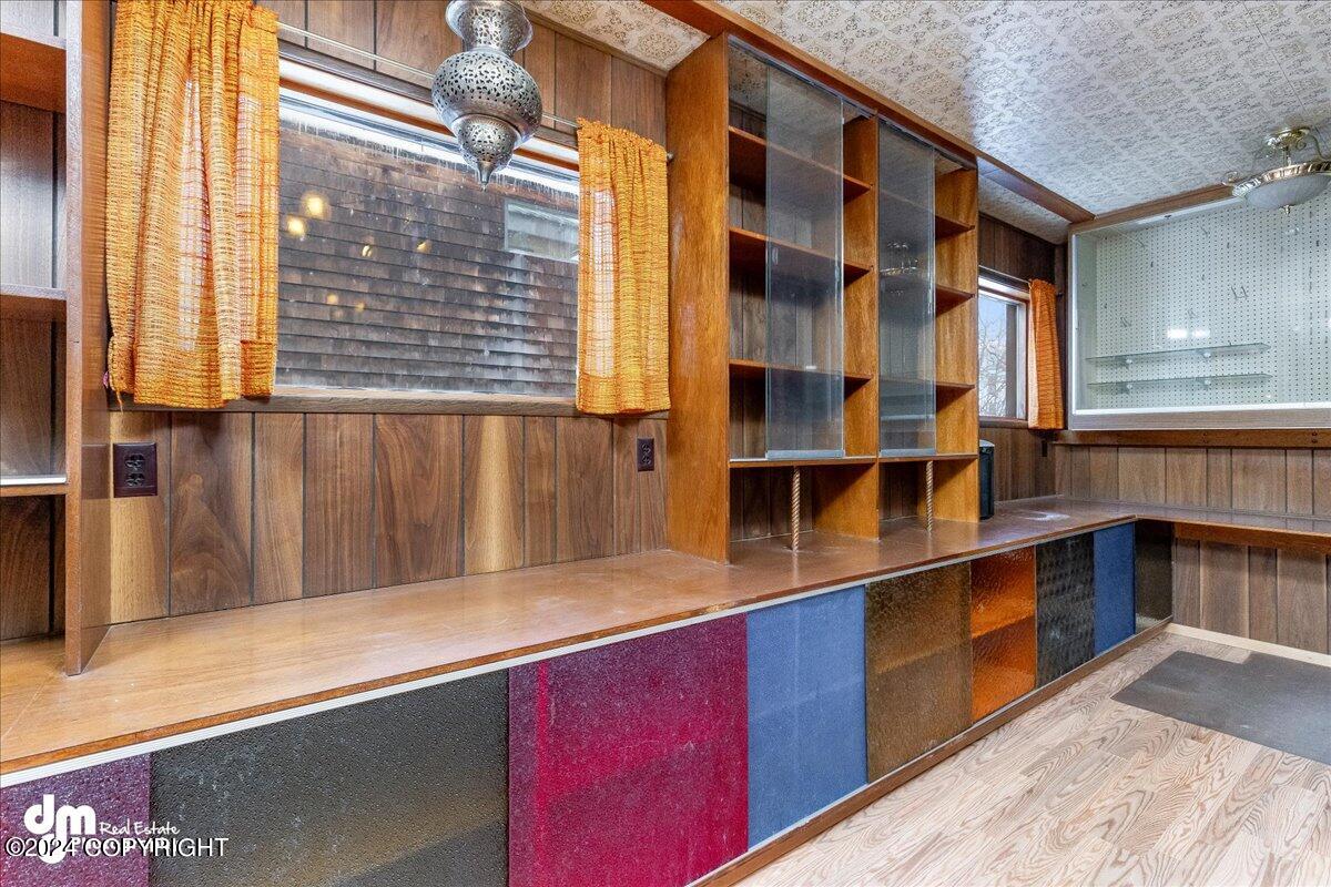 323 W Harvard Avenue