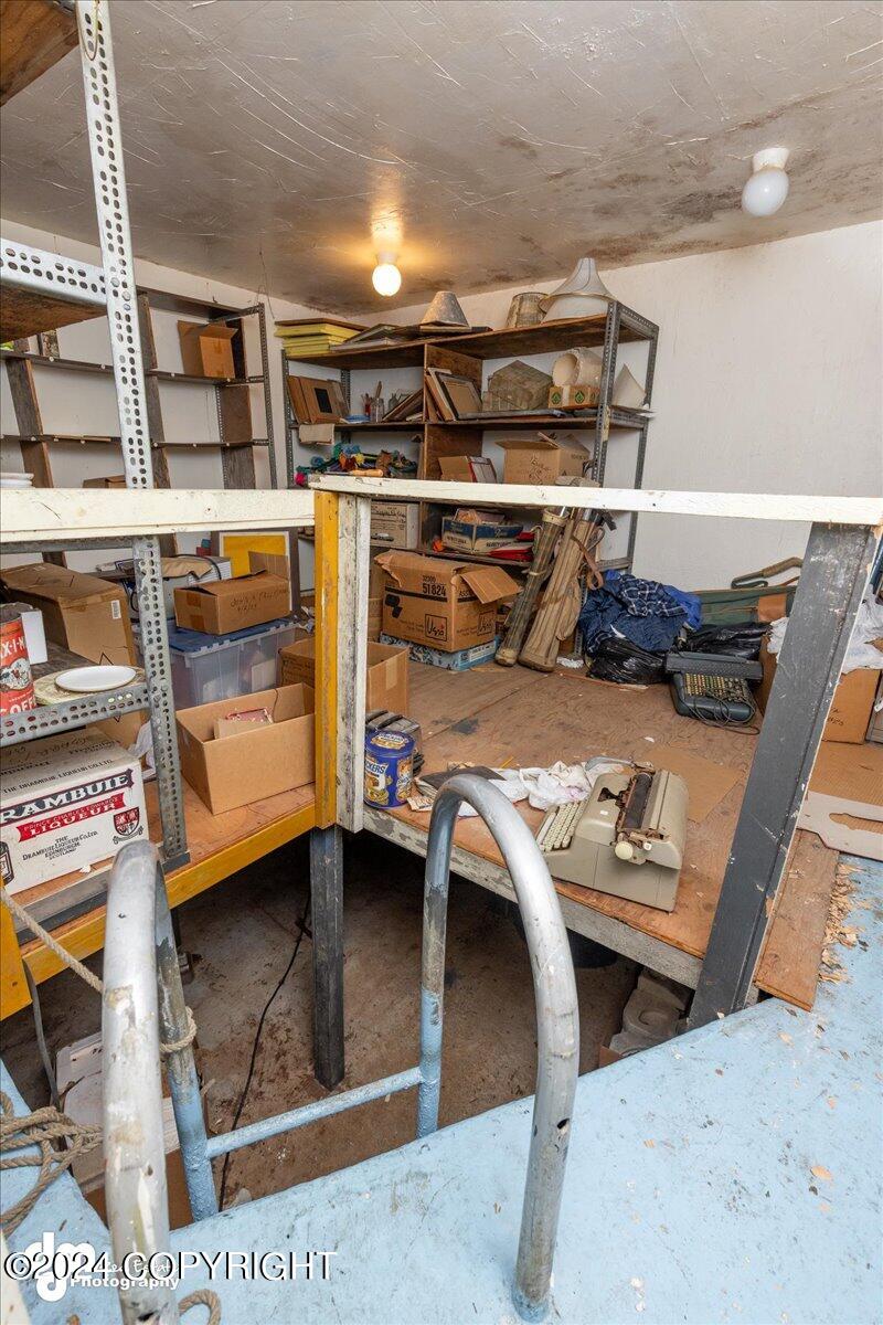 323 W Harvard Avenue