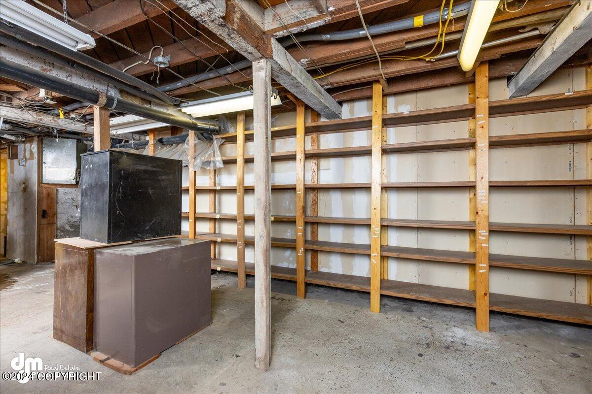 323 W Harvard Avenue