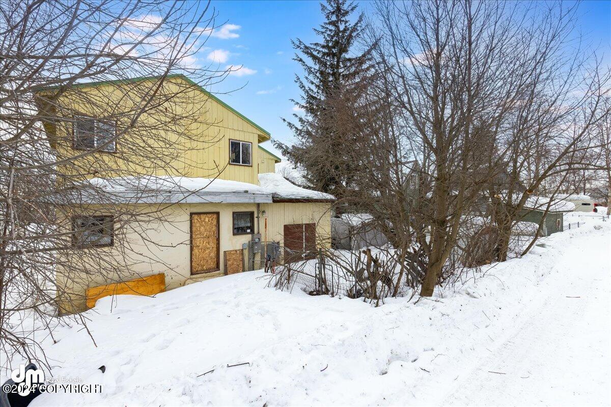 323 W Harvard Avenue