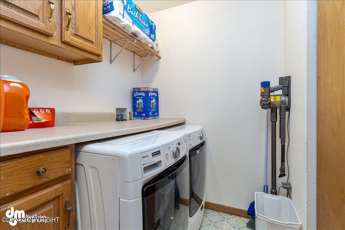27438 Paramount Drive