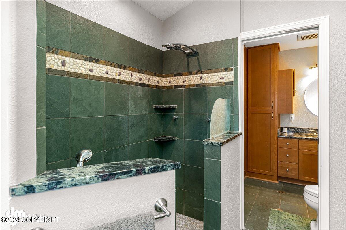 27438 Paramount Drive