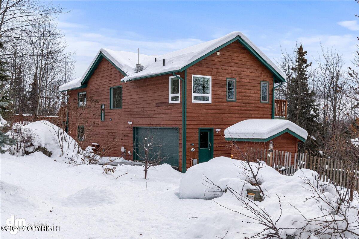 27438 Paramount Drive