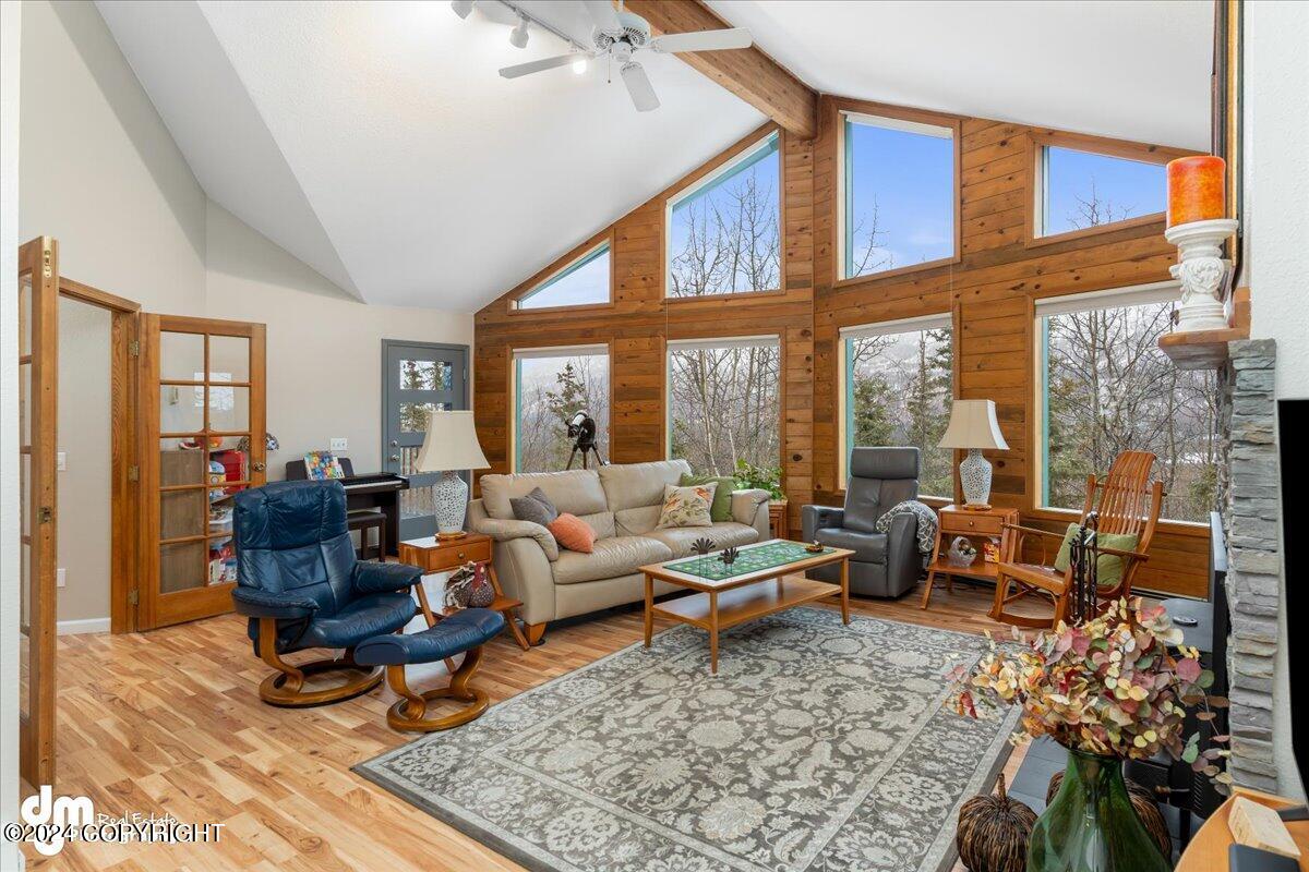 27438 Paramount Drive