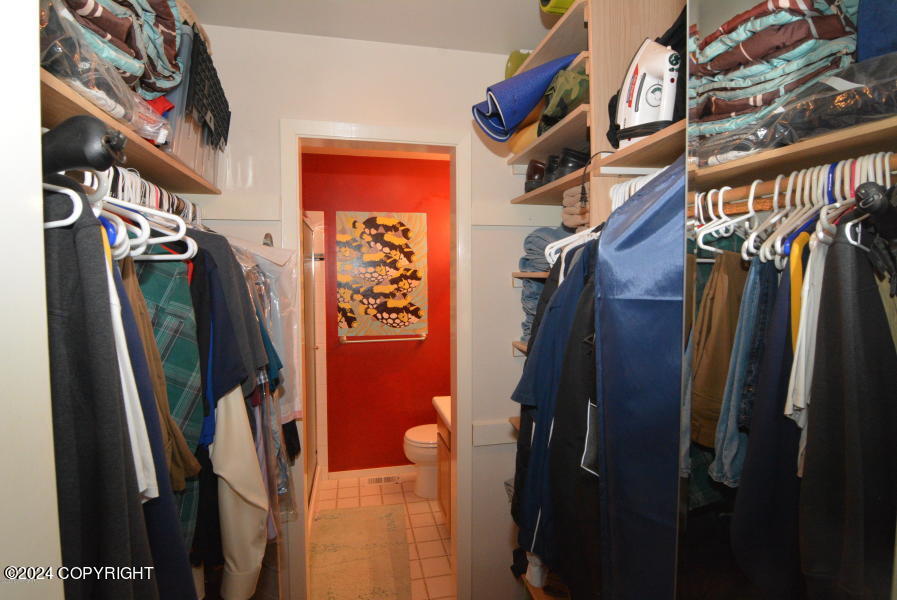 7310 Huntsman cir Circle Unit: 17H``