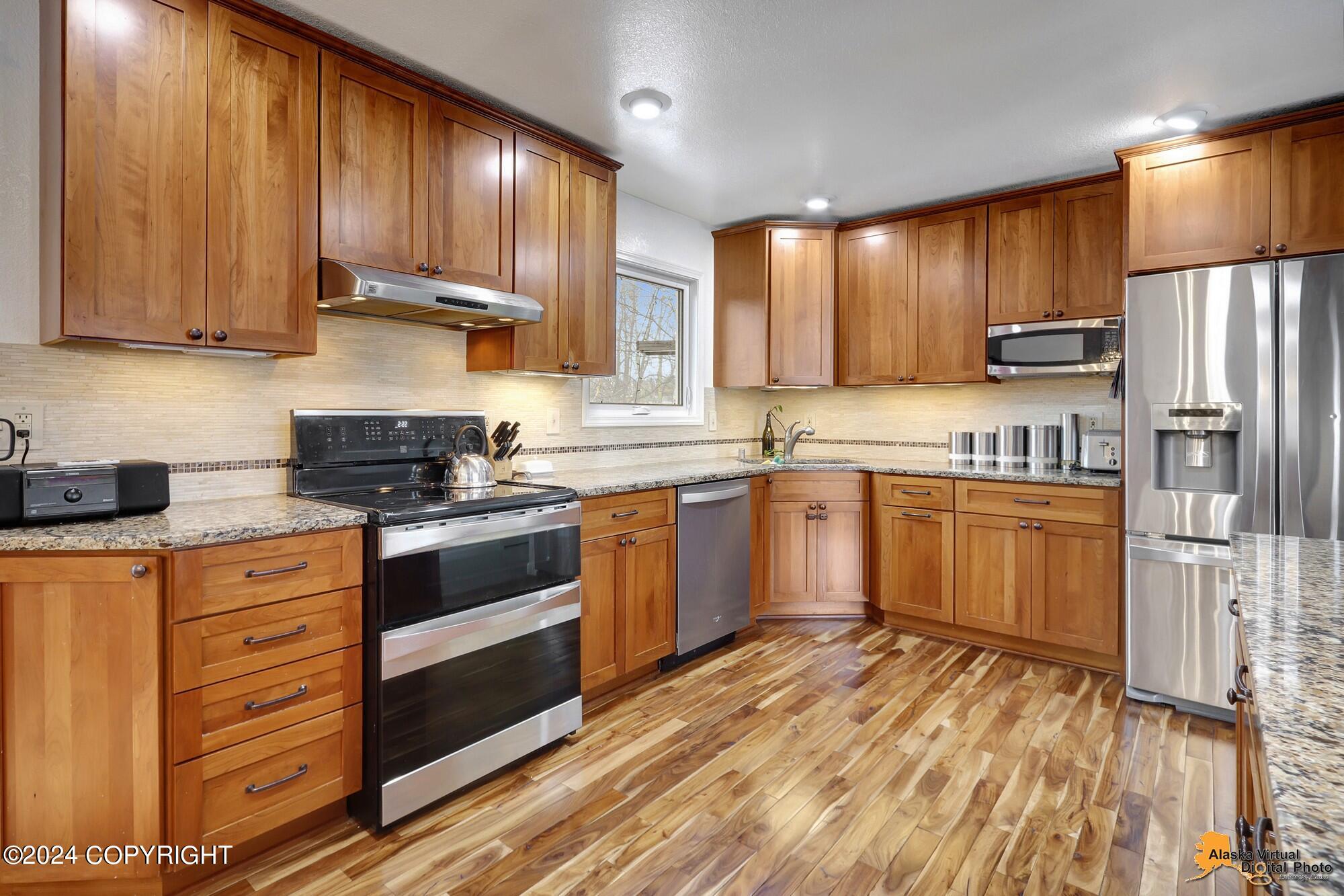 3012 Bettles Bay Loop