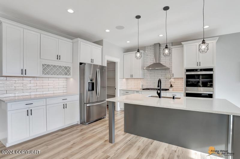 6574 E Exquisite Drive