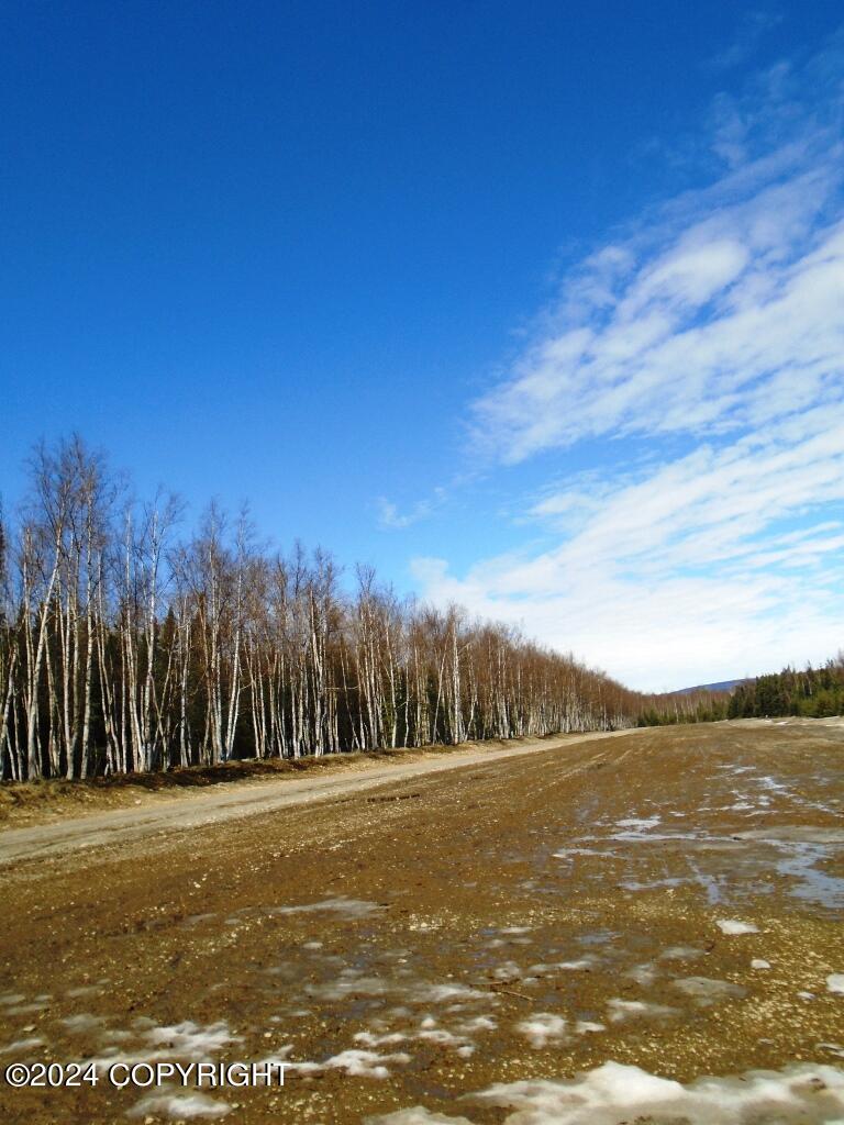 2291 N Meadow Lakes Loop