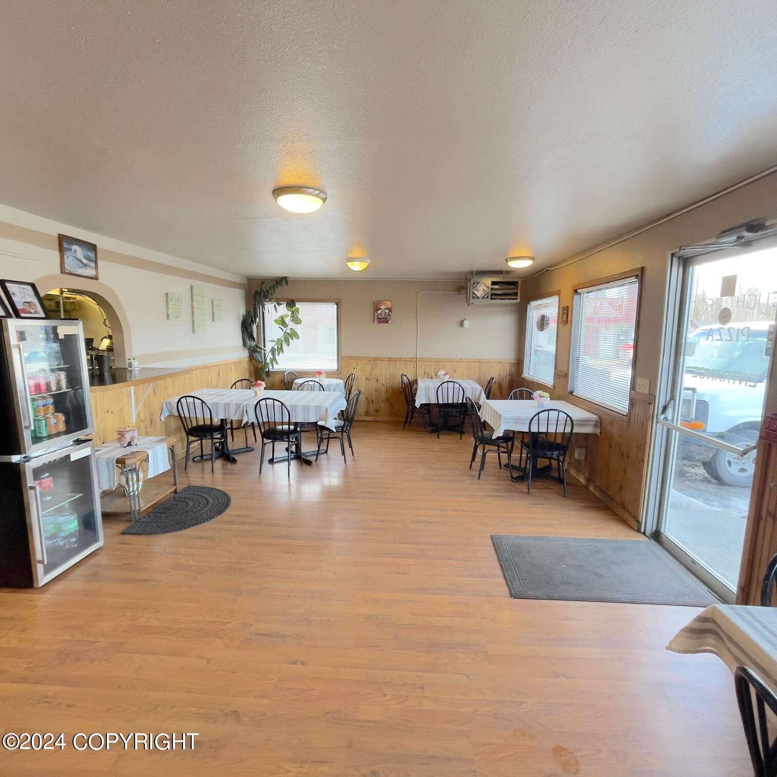 832 W International Airport Road