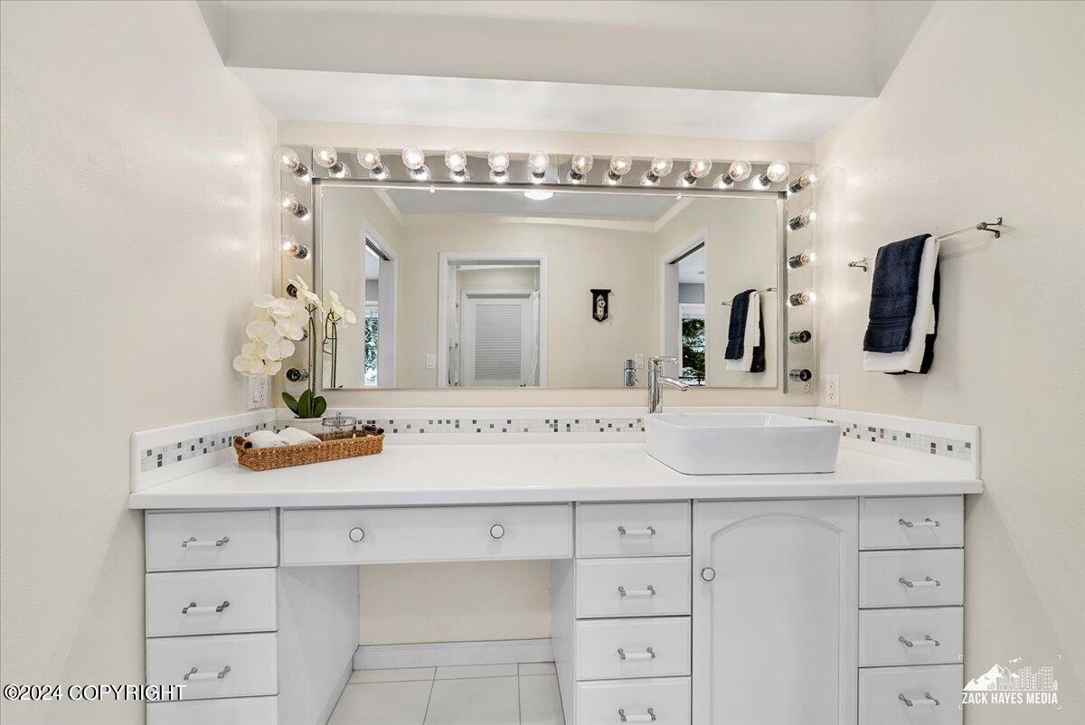 5851 Raven Roost Circle