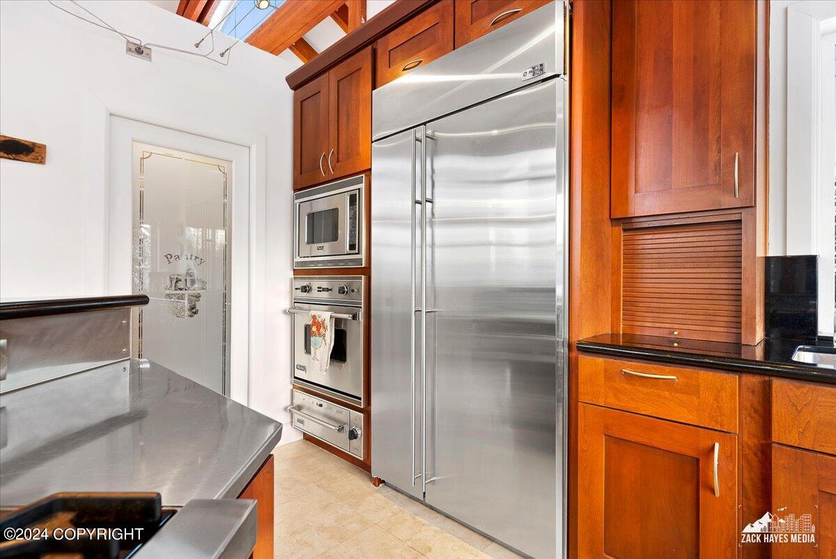 5851 Raven Roost Circle