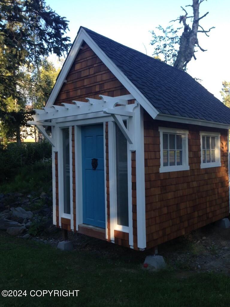 5851 Raven Roost Circle