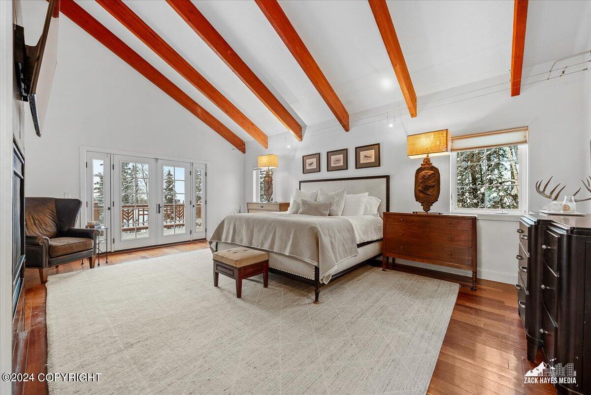 5851 Raven Roost Circle