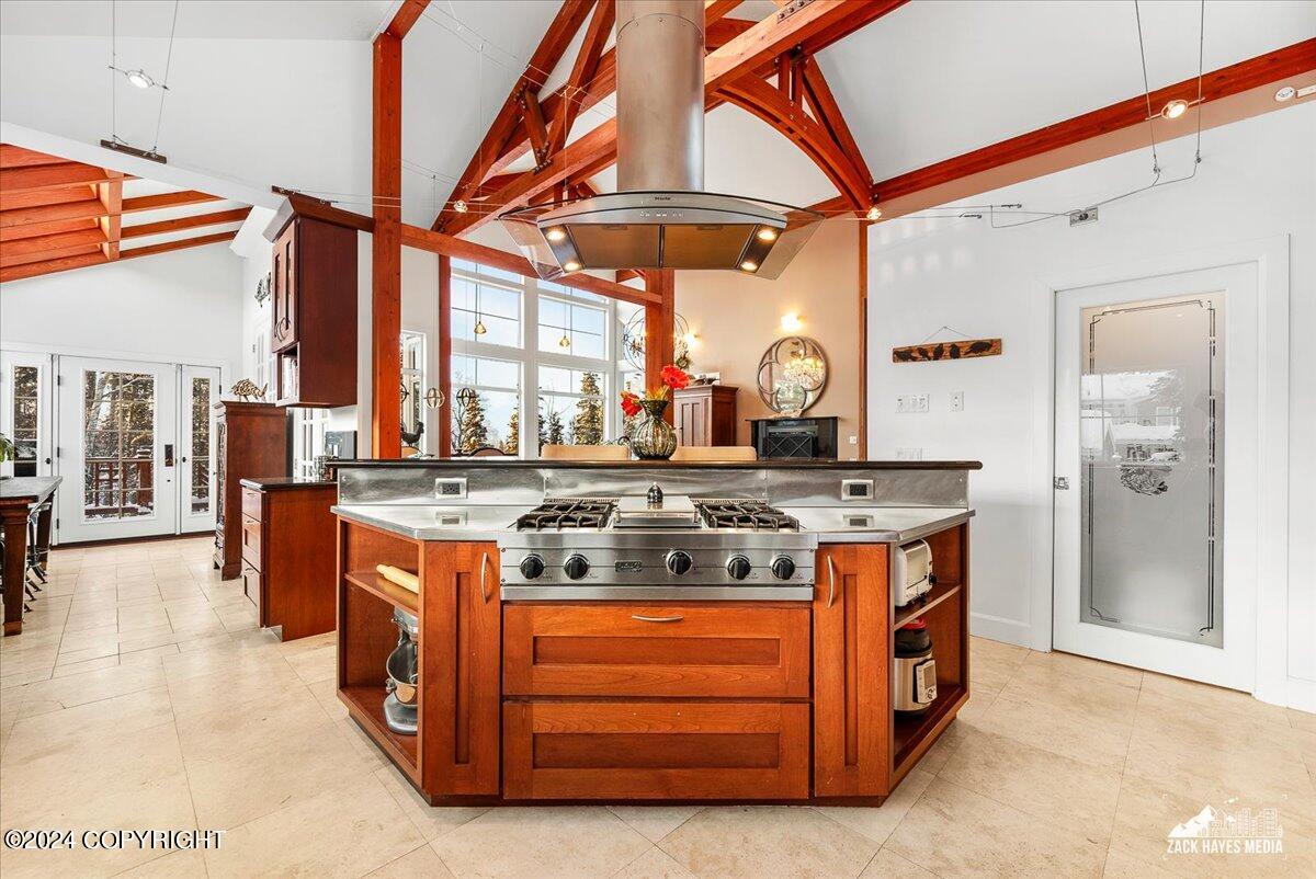 5851 Raven Roost Circle