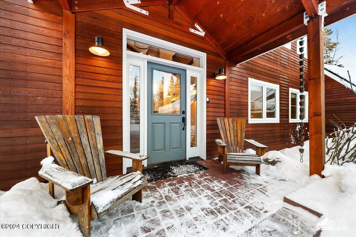 5851 Raven Roost Circle