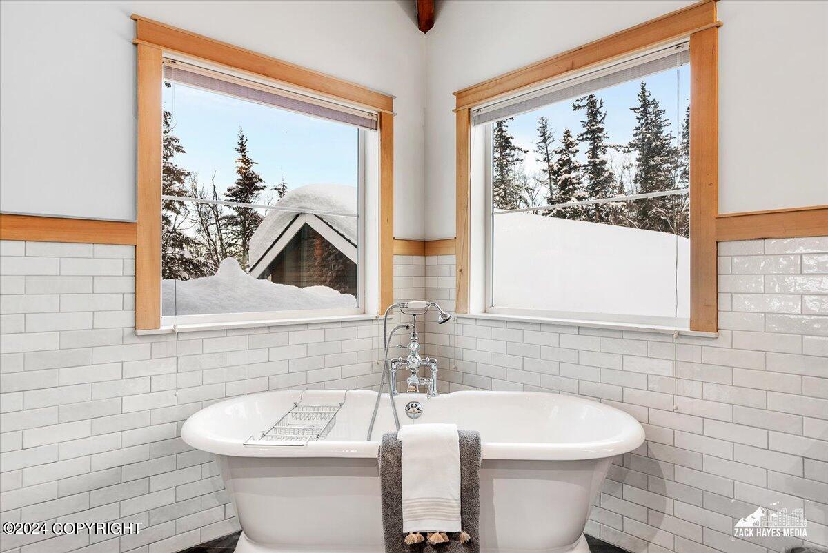 5851 Raven Roost Circle