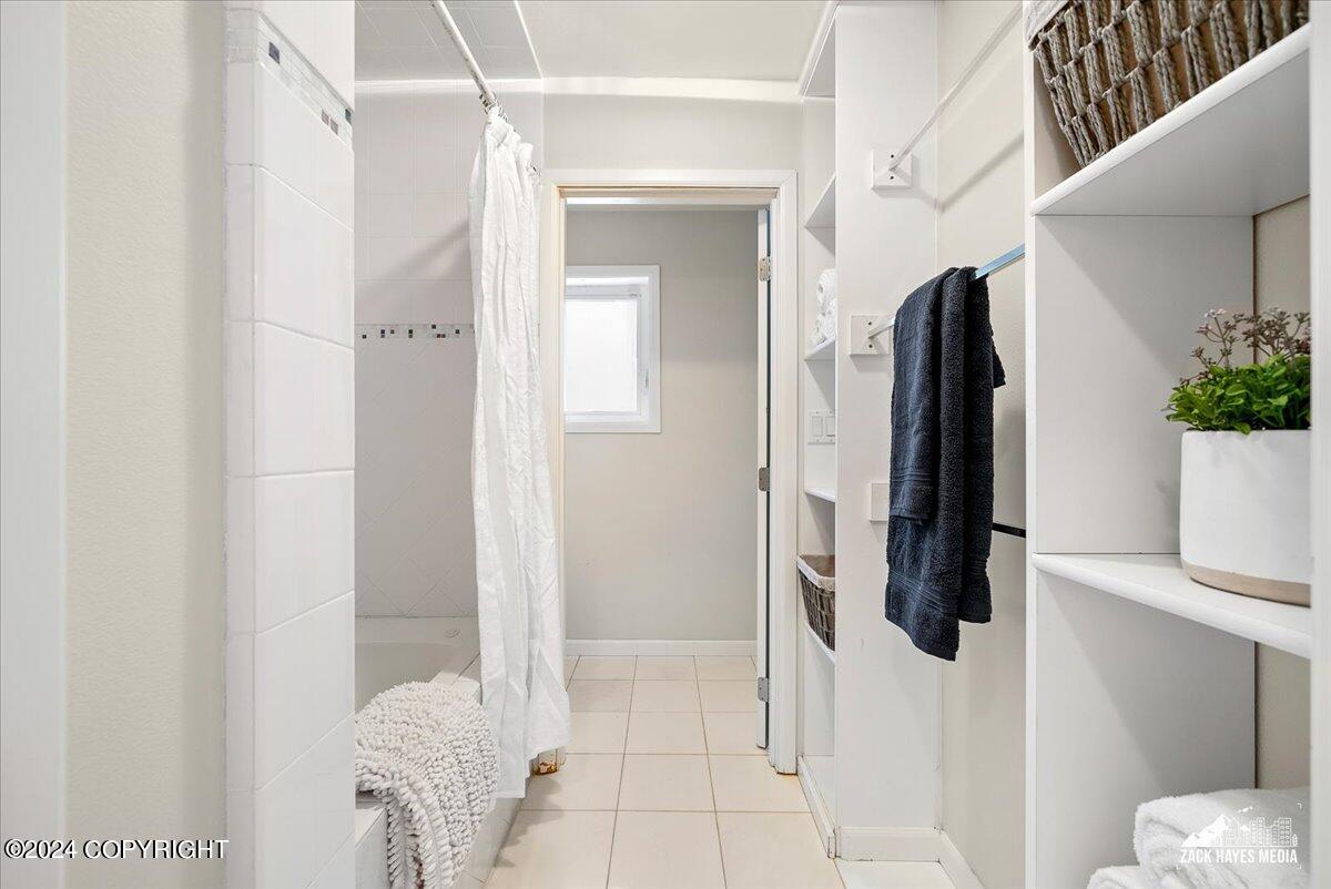 5851 Raven Roost Circle