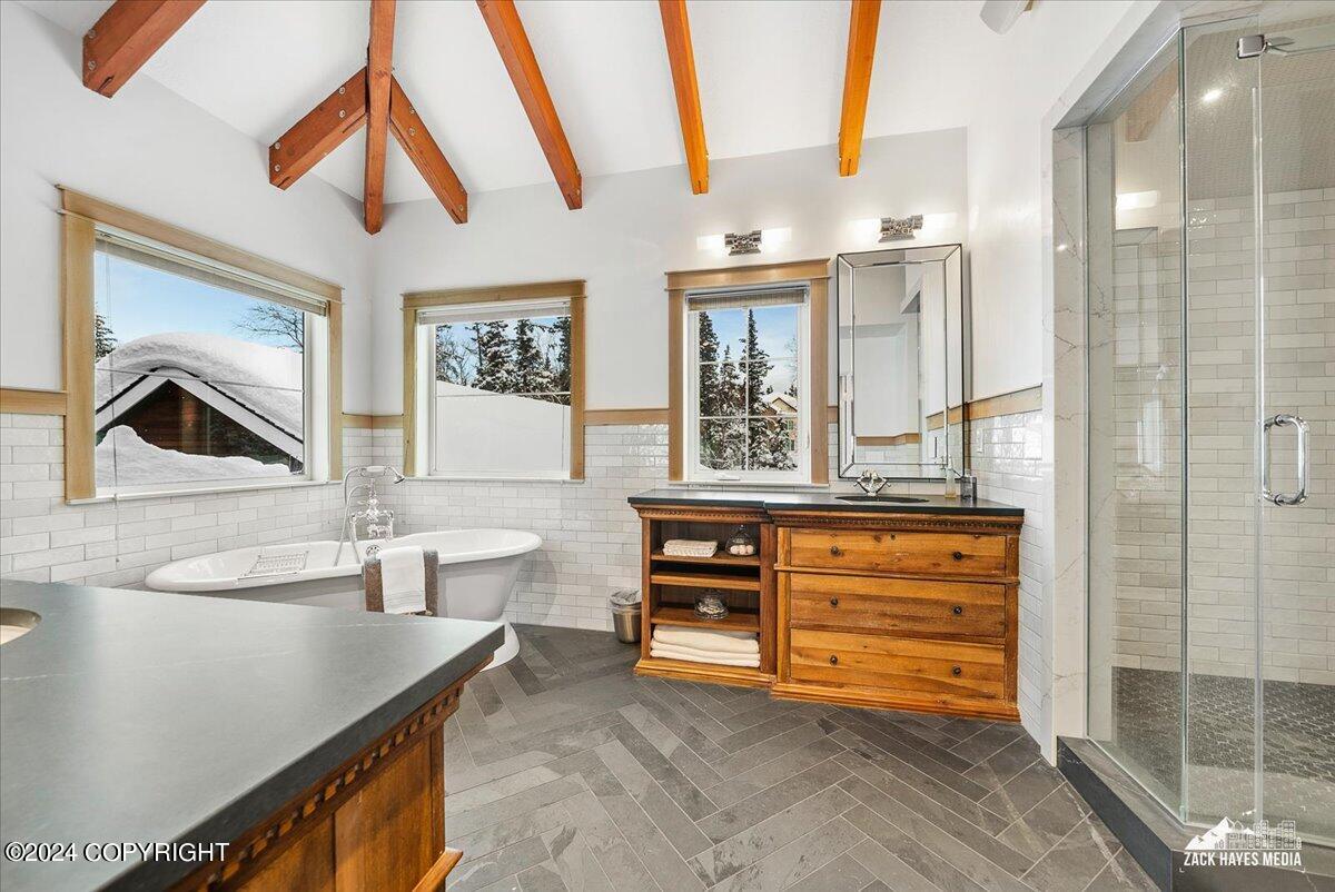 5851 Raven Roost Circle