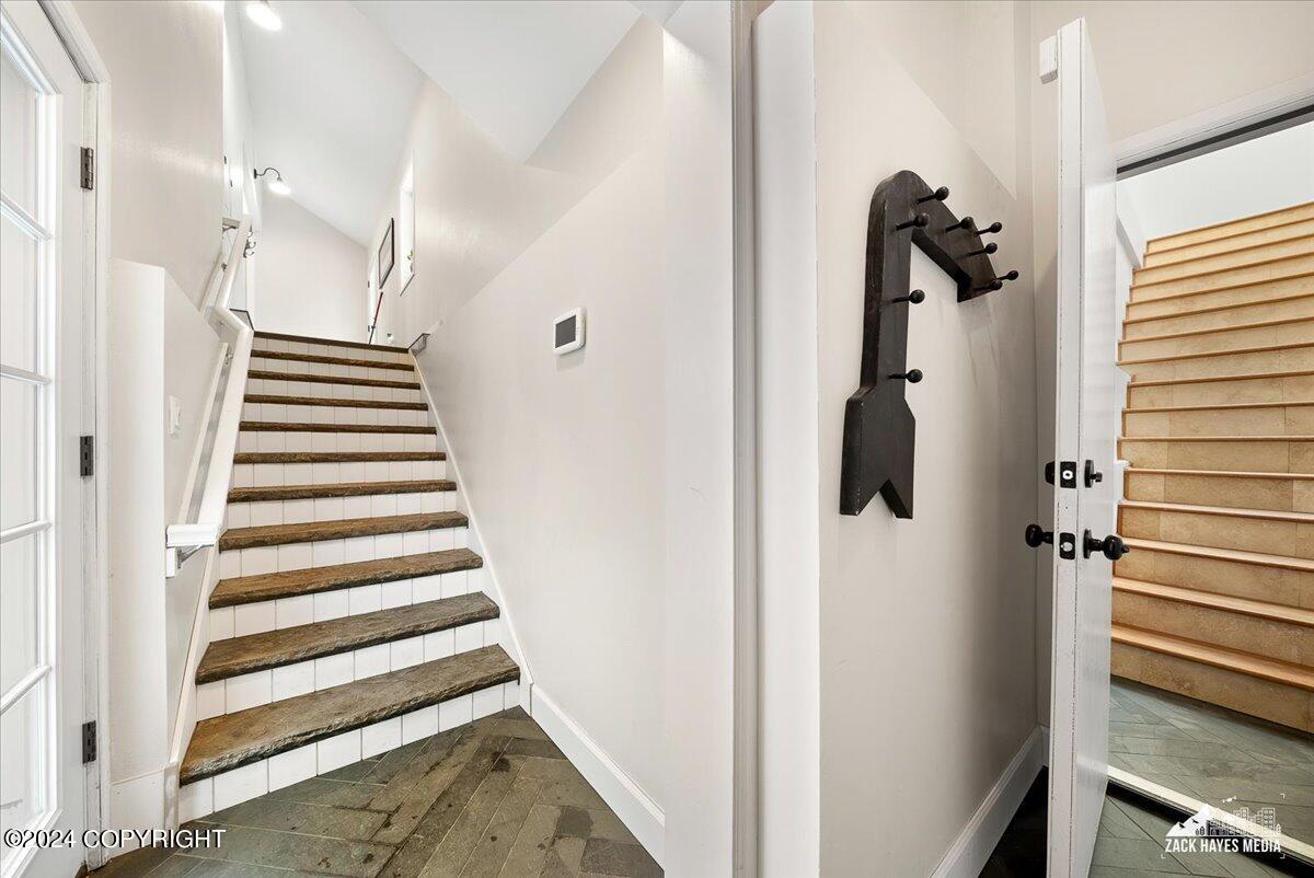 5851 Raven Roost Circle