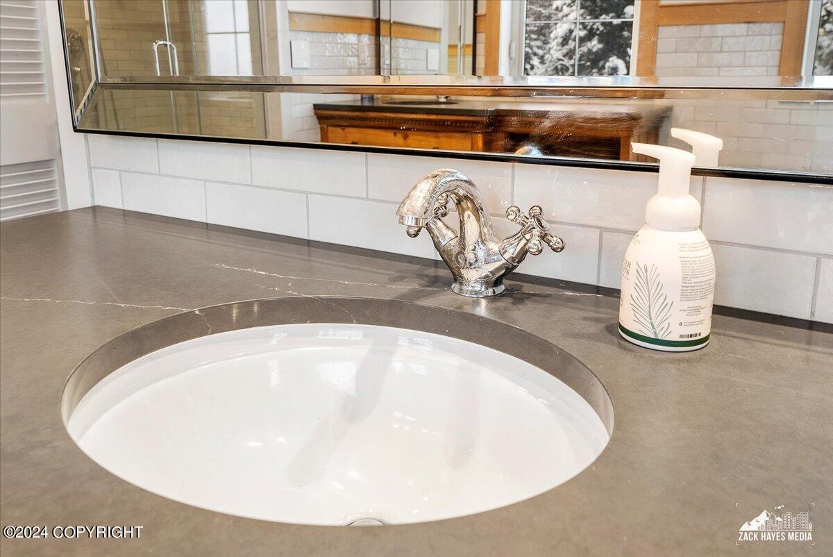 5851 Raven Roost Circle