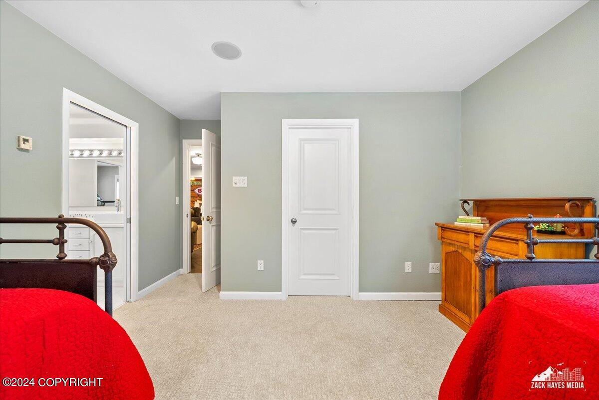 5851 Raven Roost Circle